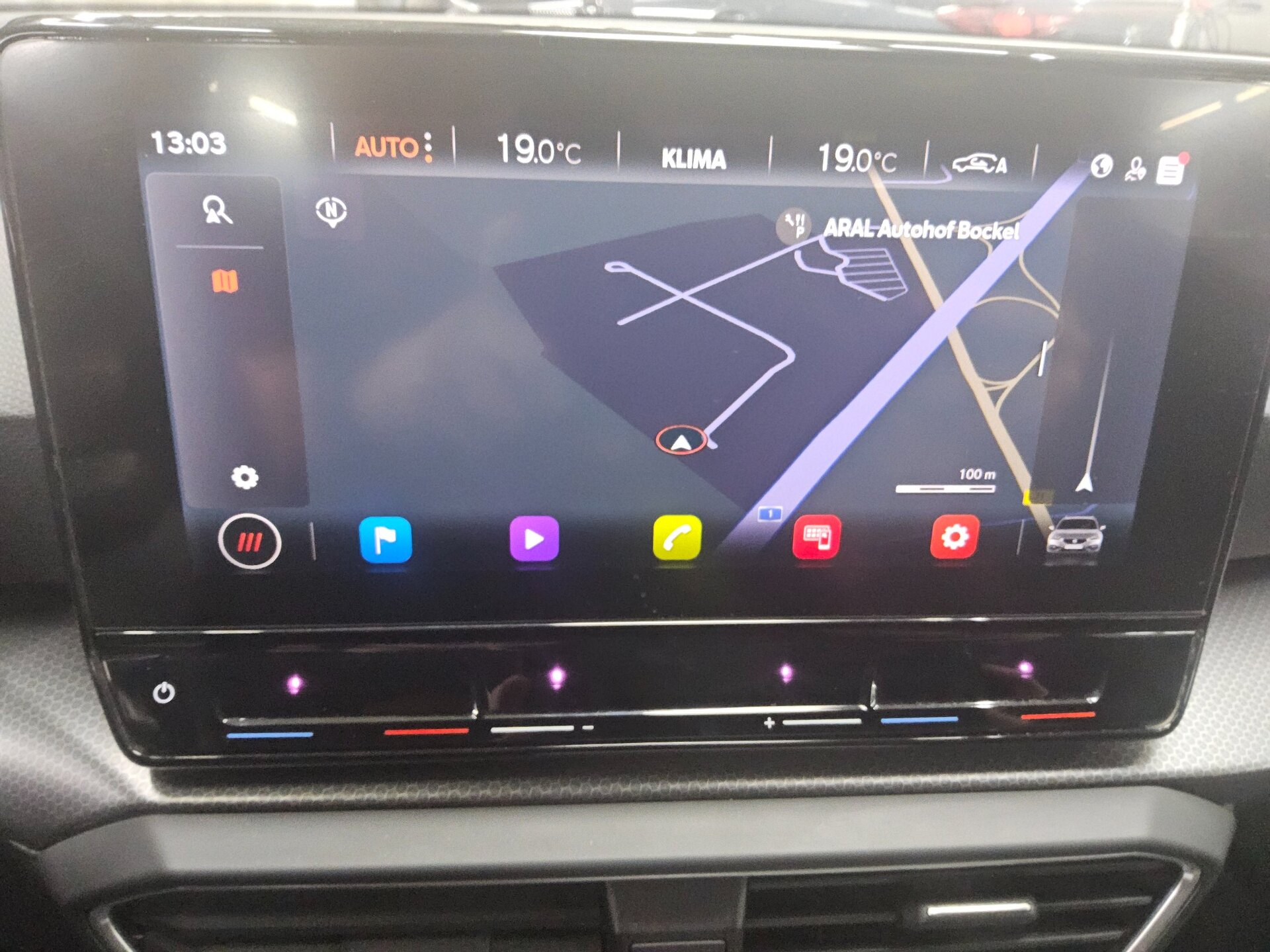 Seat Leon Sportstourer 2.0 TDI Style Navi LED vc RfK 7