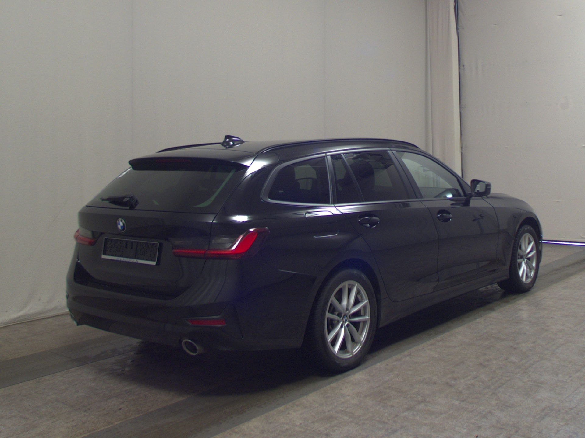 BMW 330iA Touring xDr Advantage Navi LED+ LC-Pro 4