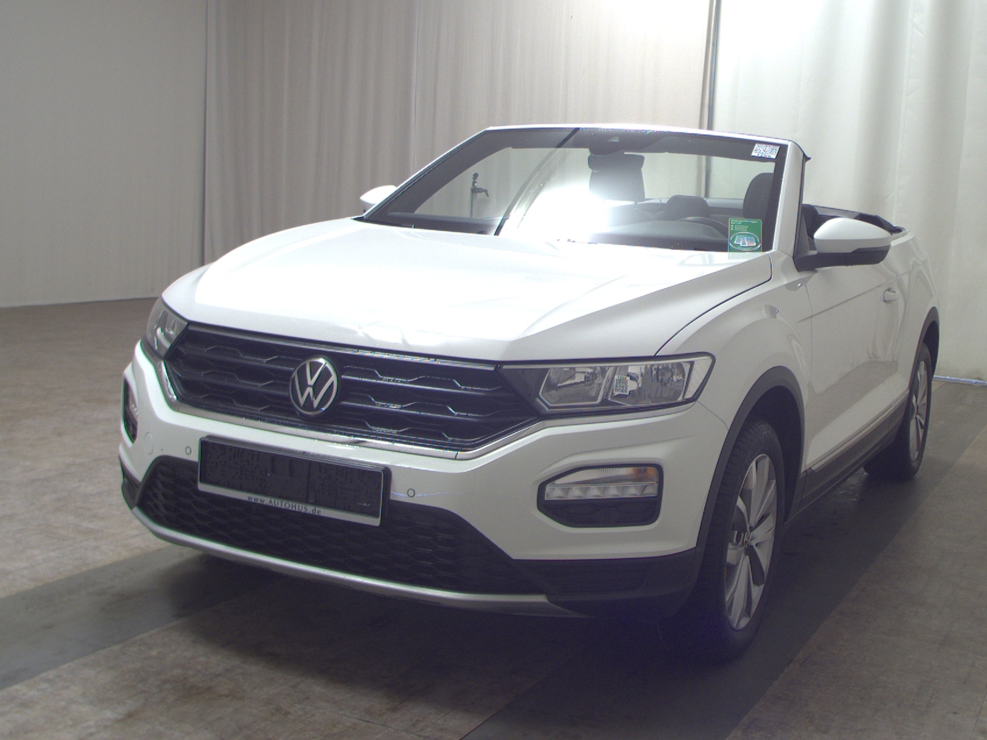 Volkswagen T-Roc 1.0 TSI Cabriolet Style Navi PDC SHZ ACC 2