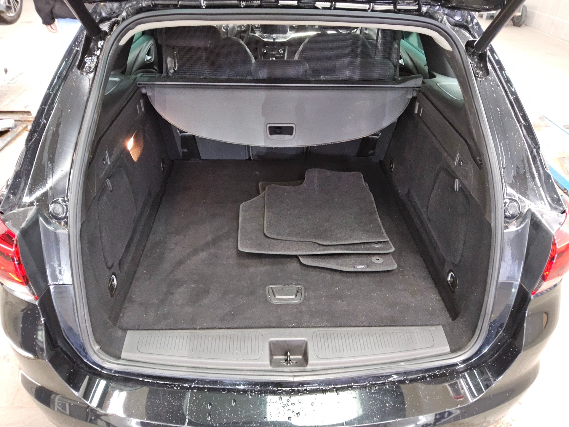 Opel Astra ST 1.5 D Business Elegance Navi LED RfK 11