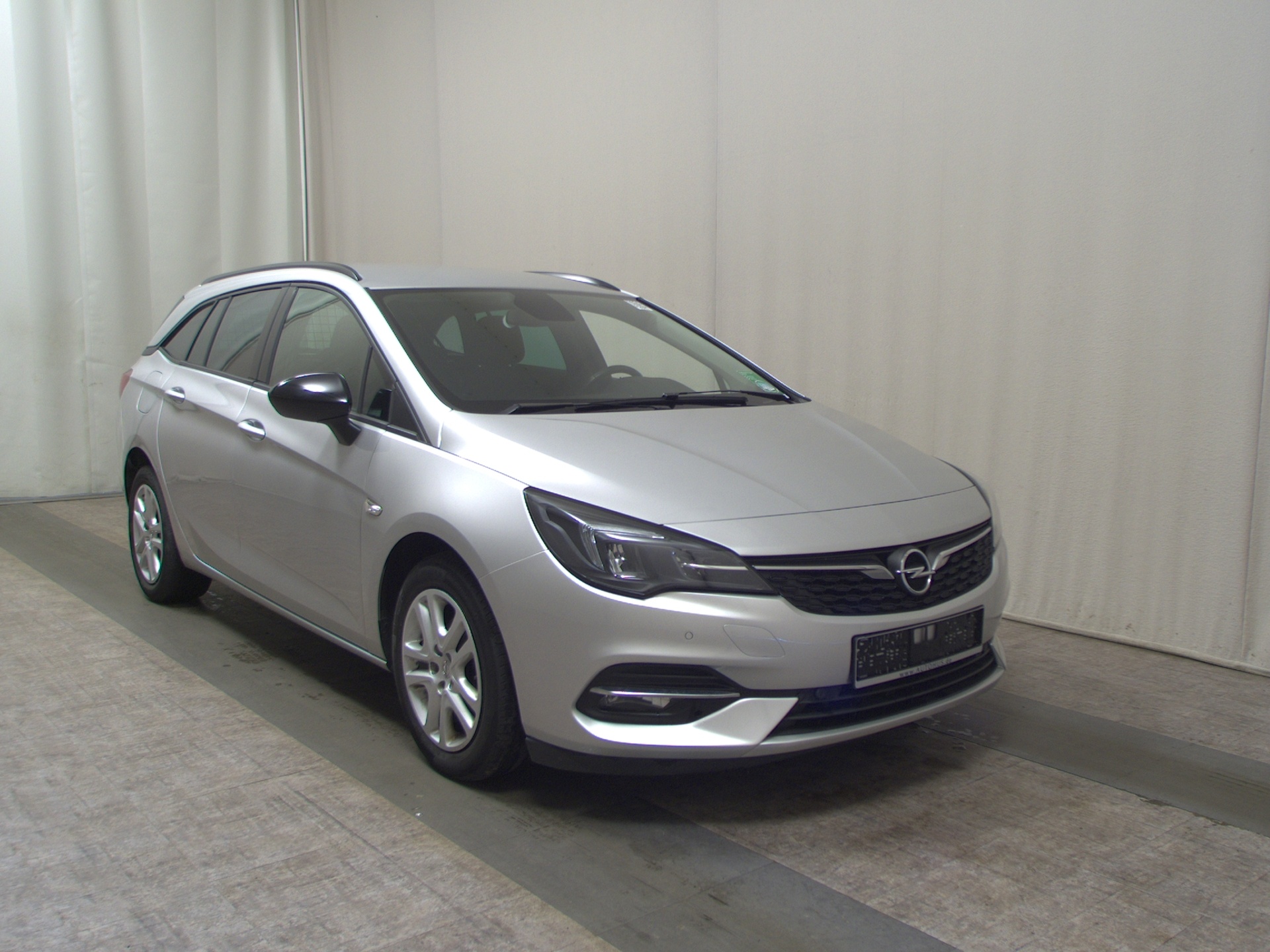 Opel Astra ST 1.5 D Edition Navi LED Shz AHK PDC 3