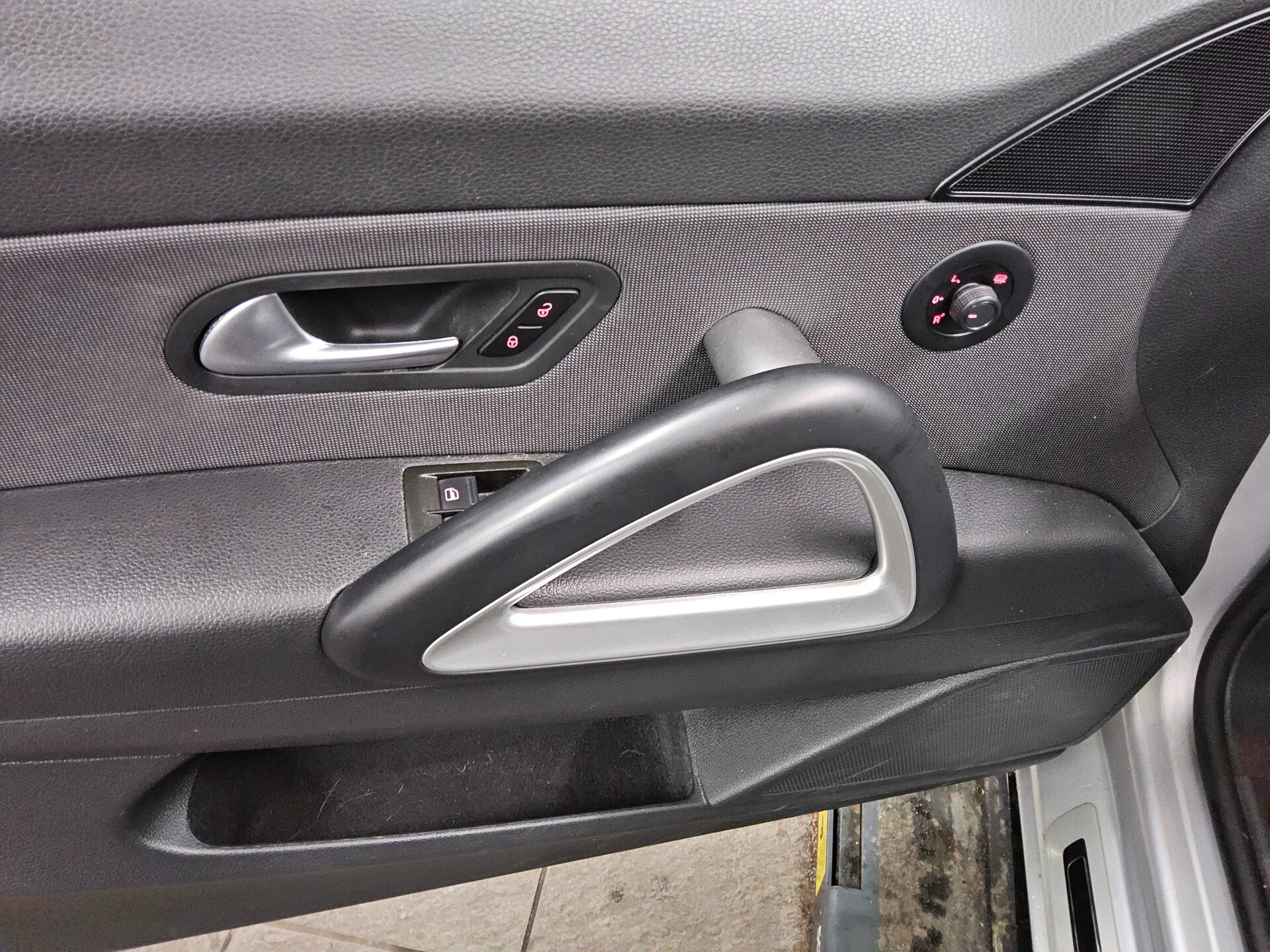 Volkswagen Scirocco 1.4 TSI Club Navi Bi-Xenon RfK HU 08/27 9