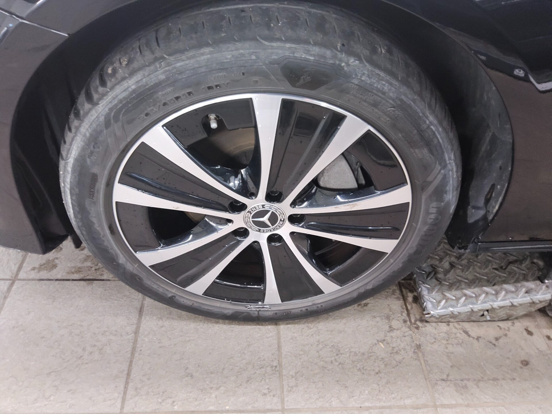 Mercedes-Benz E 300 T e Avantgarde Navi LED Widescreen GSD RFK 11