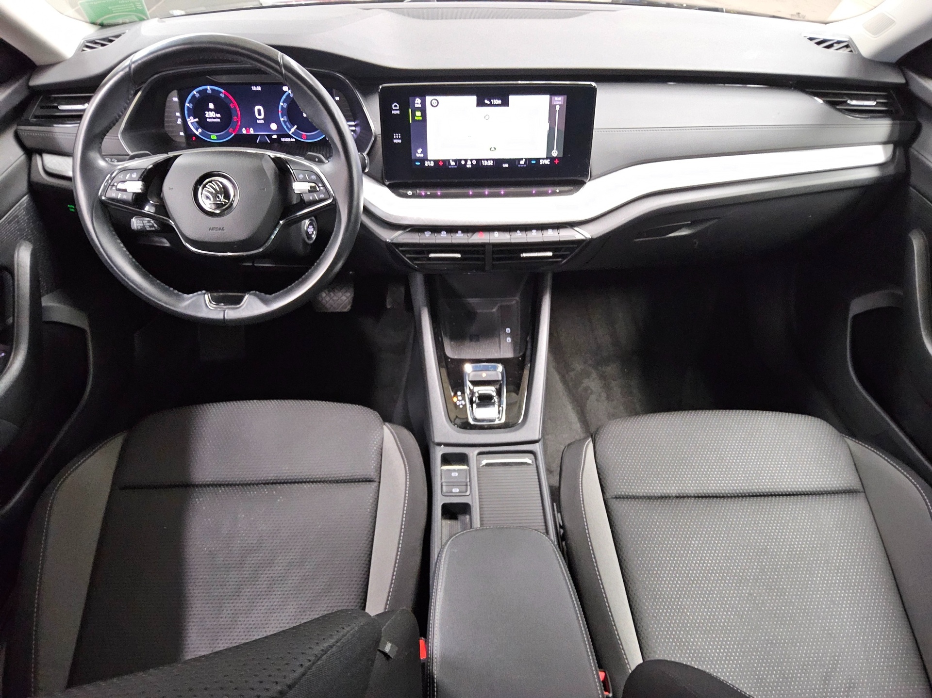Skoda Octavia Kombi 2.0 TDI Ambition Navi LED vc ACC 5