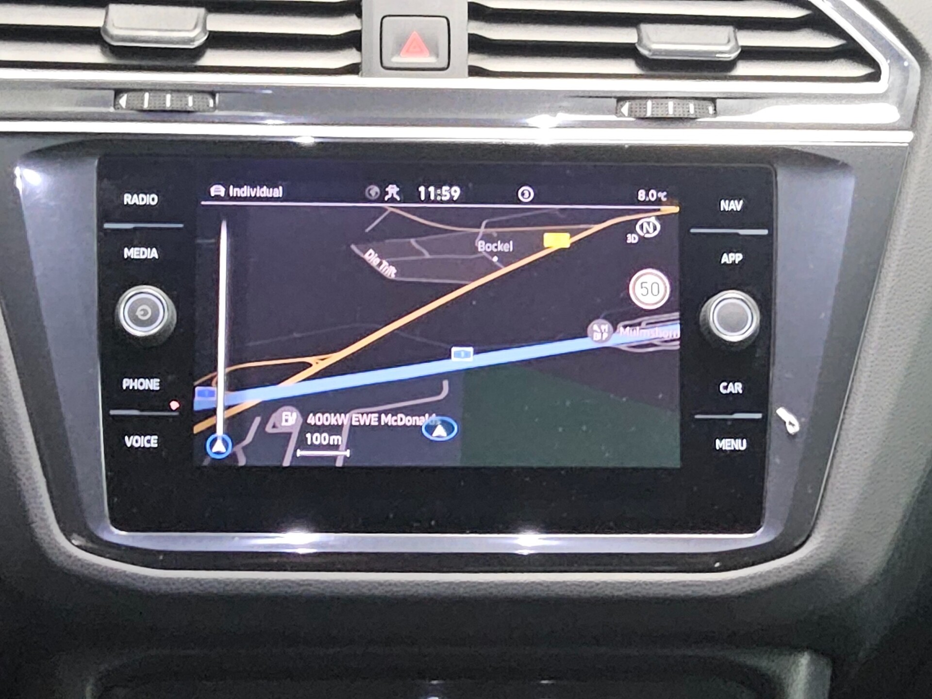 Volkswagen Tiguan 2.0 TDI Navi Matrix AHK ACC 7