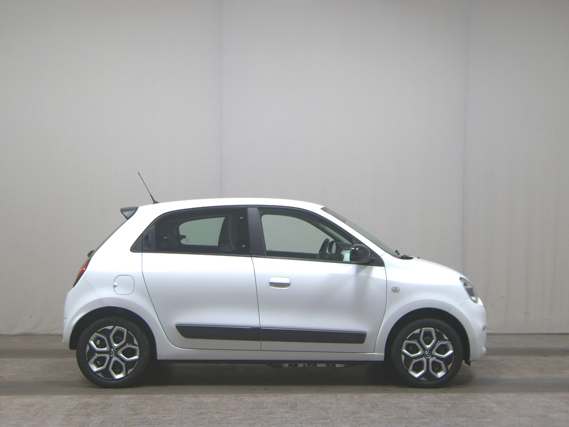 Renault Twingo Electric Equilibre DAB Bluetooth Klima