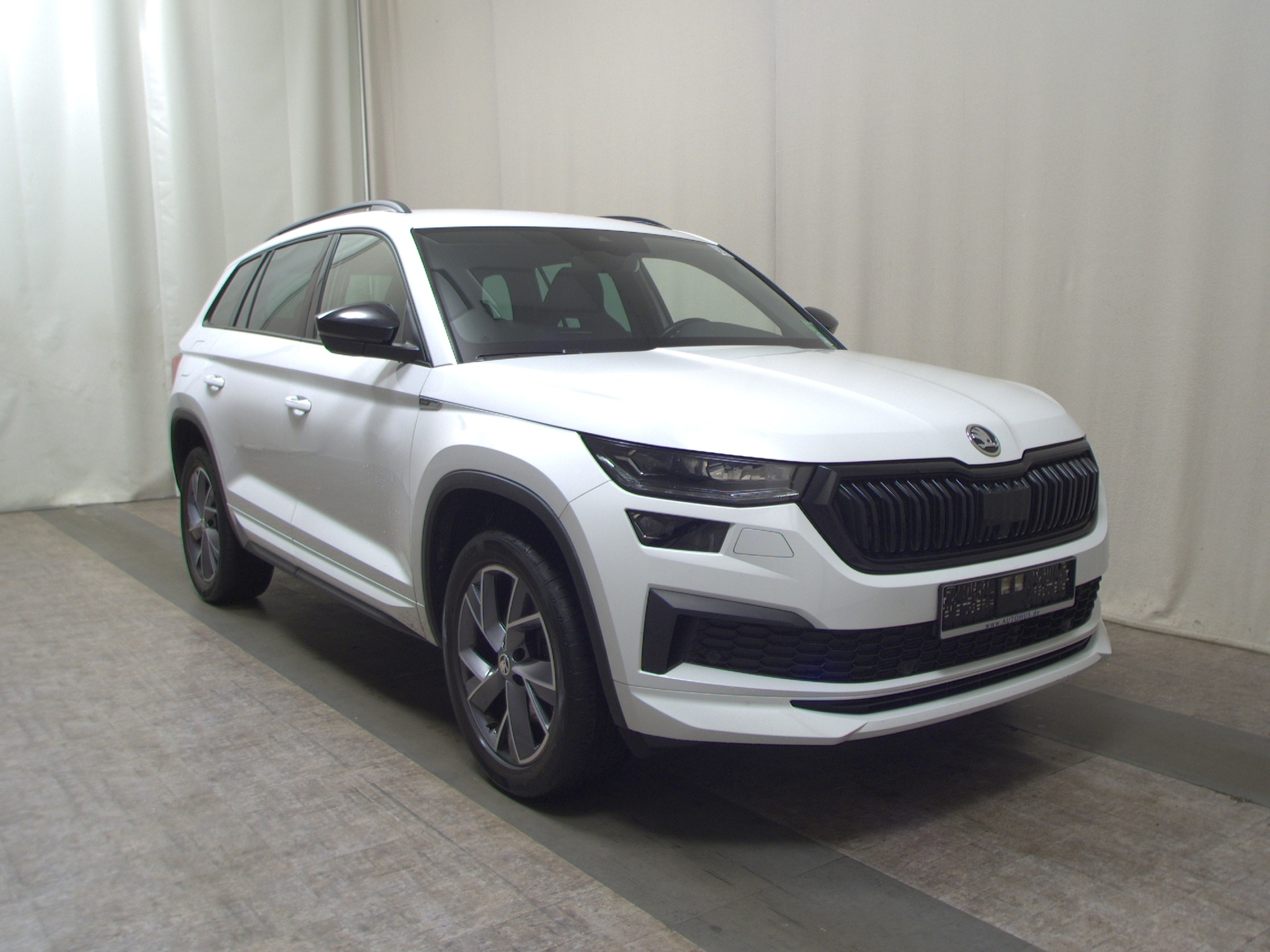 Skoda Kodiaq 2.0 TDI SportLine T-Leder Navi LED Virtual 3