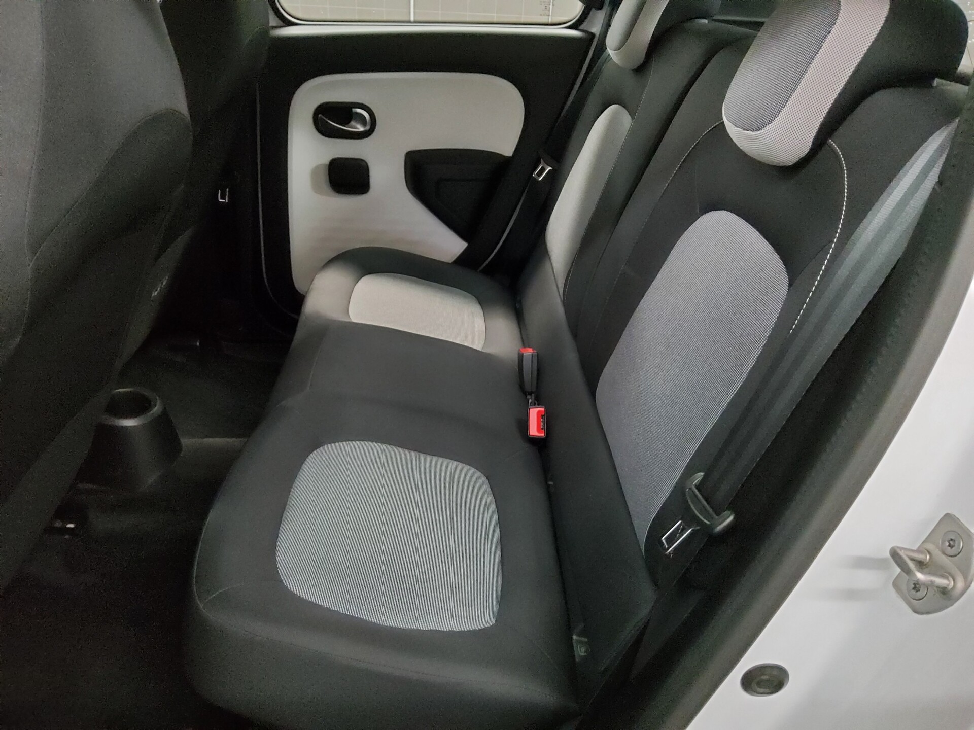 Renault Twingo Electric Equilibre DAB Bluetooth Klima 13