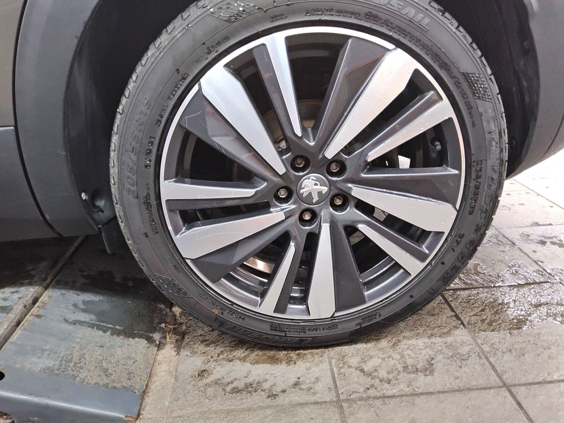 Peugeot 3008 1.5 BlueHDi 130 Allure Navi SHZ 11