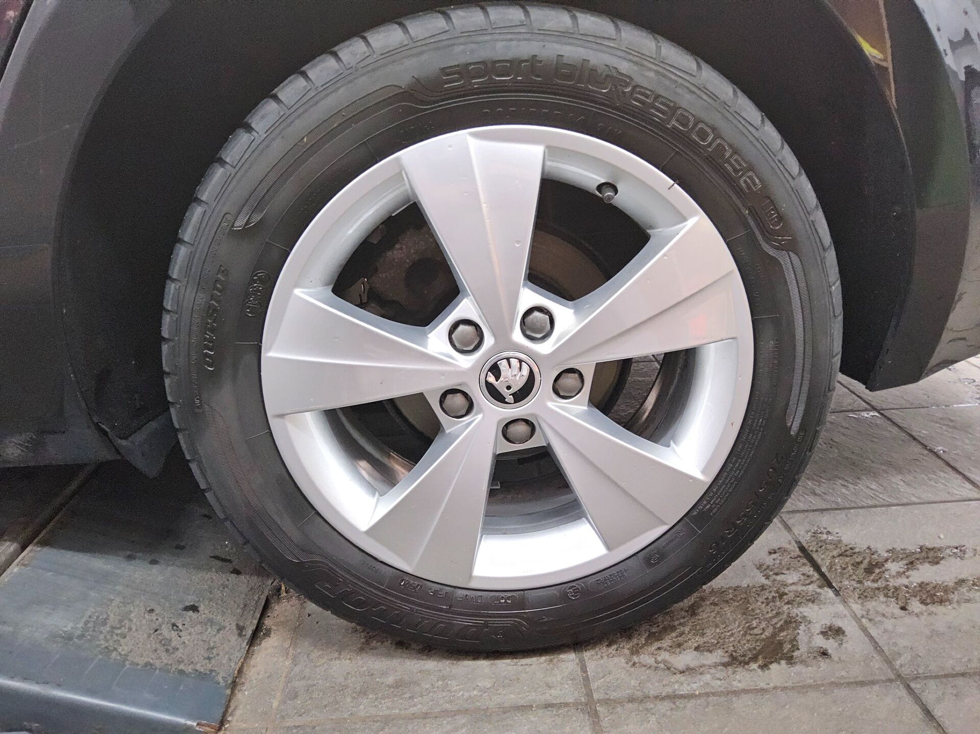 Skoda Octavia Kombi 2.0 TDI Style Navi LED 10