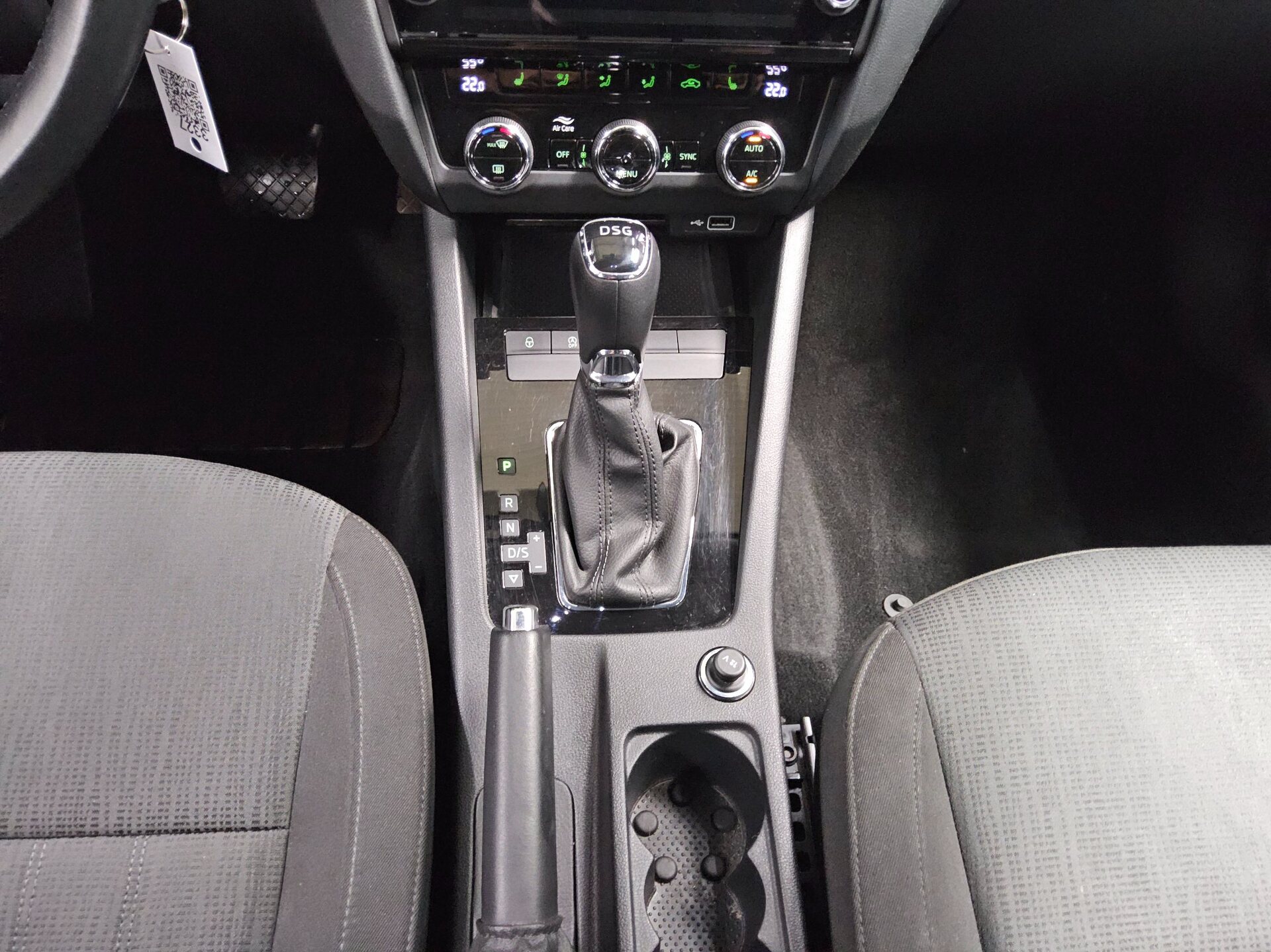 Skoda Octavia Kombi 2.0 TDI Style Navi LED 6