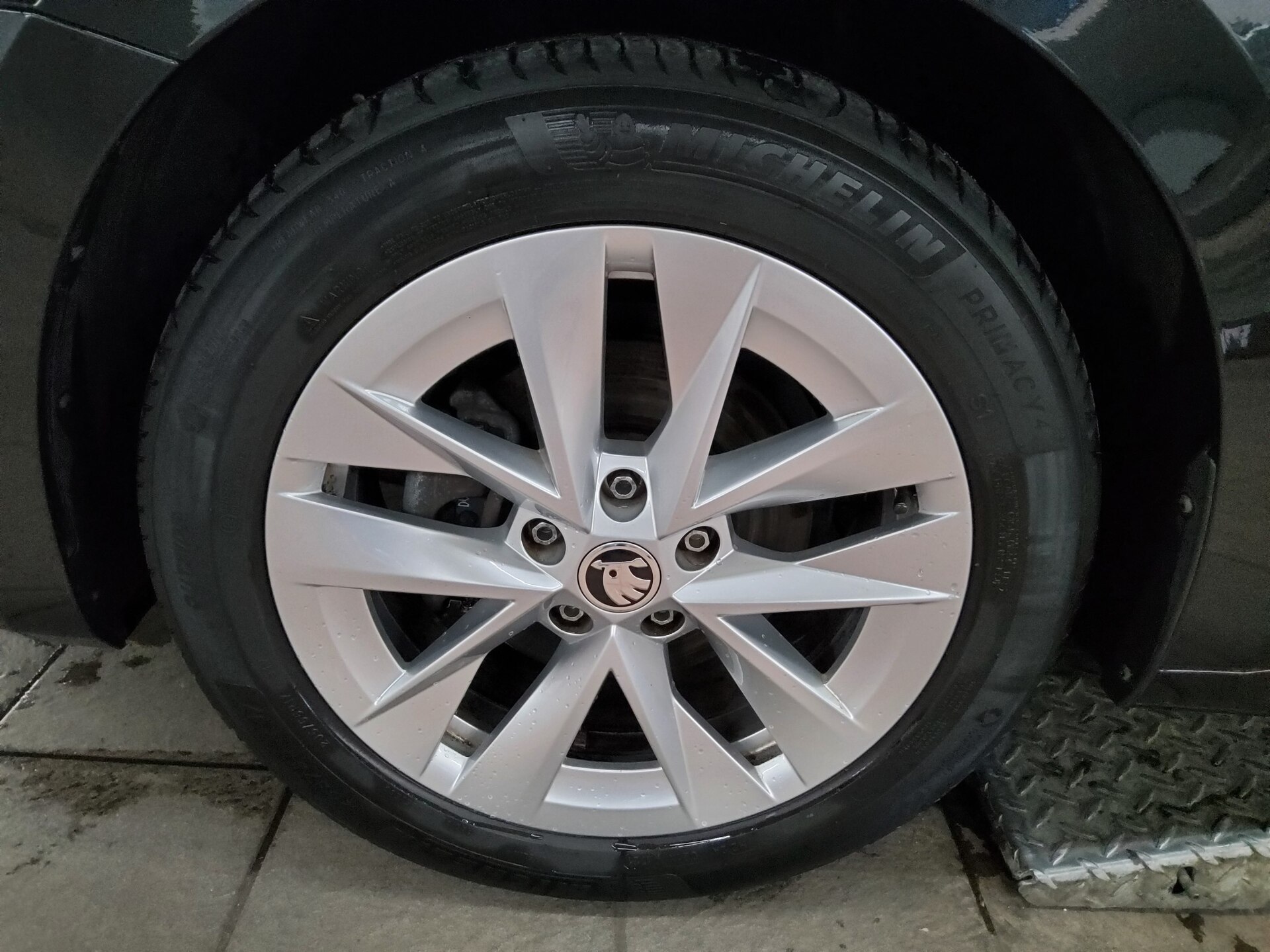 Skoda Octavia Kombi 2.0 TDI Style Navi LED Virtual HuD 11