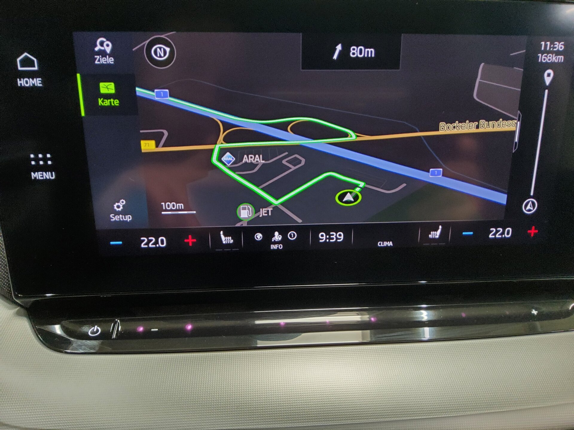 Skoda Octavia Kombi 2.0 TDI Style Navi LED Virtual HuD 7