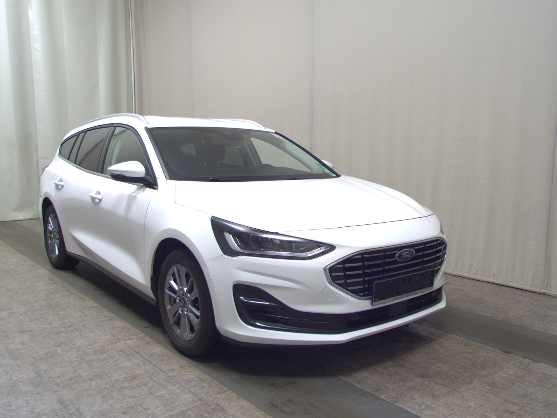 Ford Focus Turnier 1.5 EB Titanium X Navi LED RFK 3