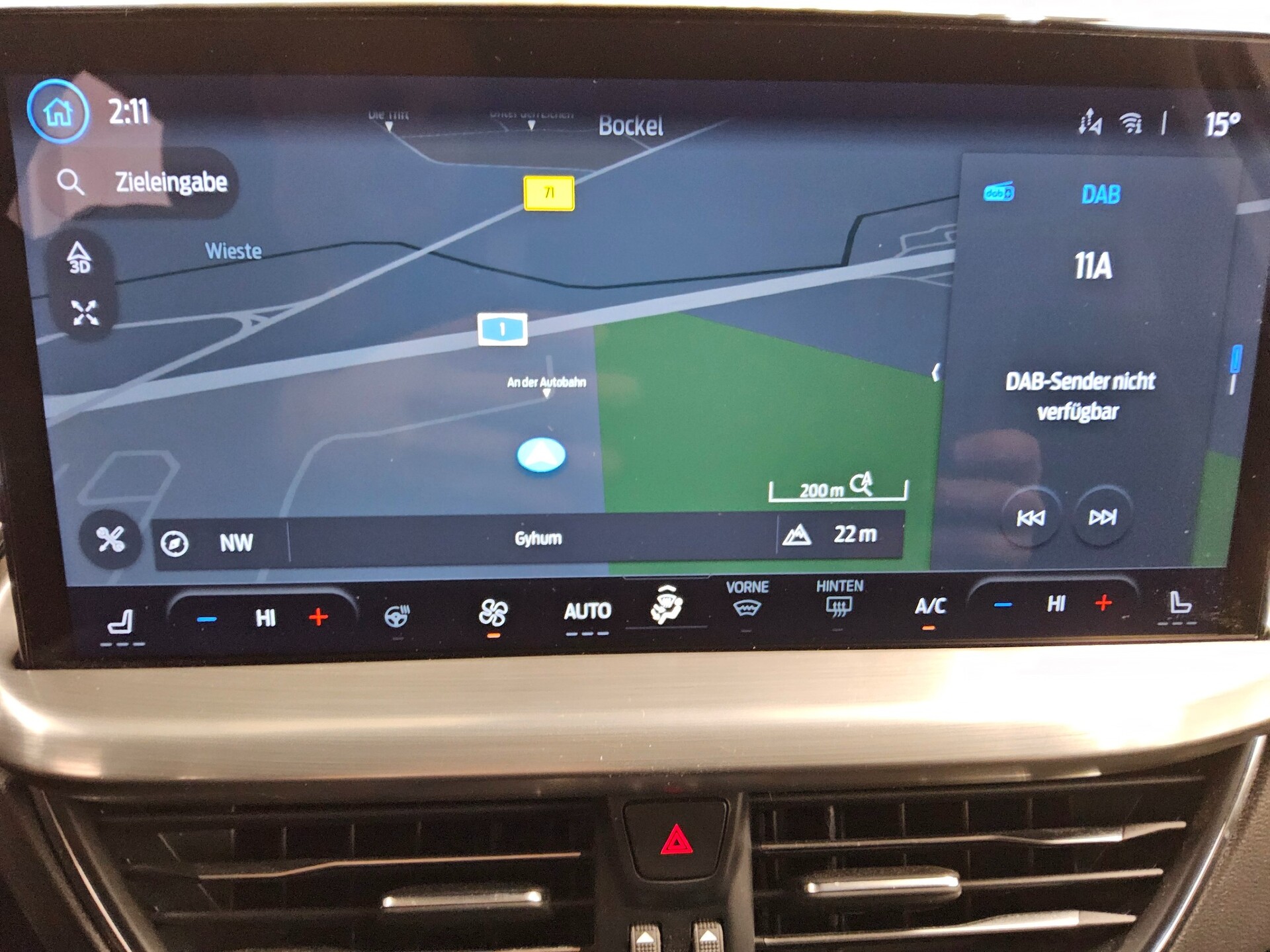 Ford Focus Turnier 1.5 EB Titanium X Navi LED RFK 7