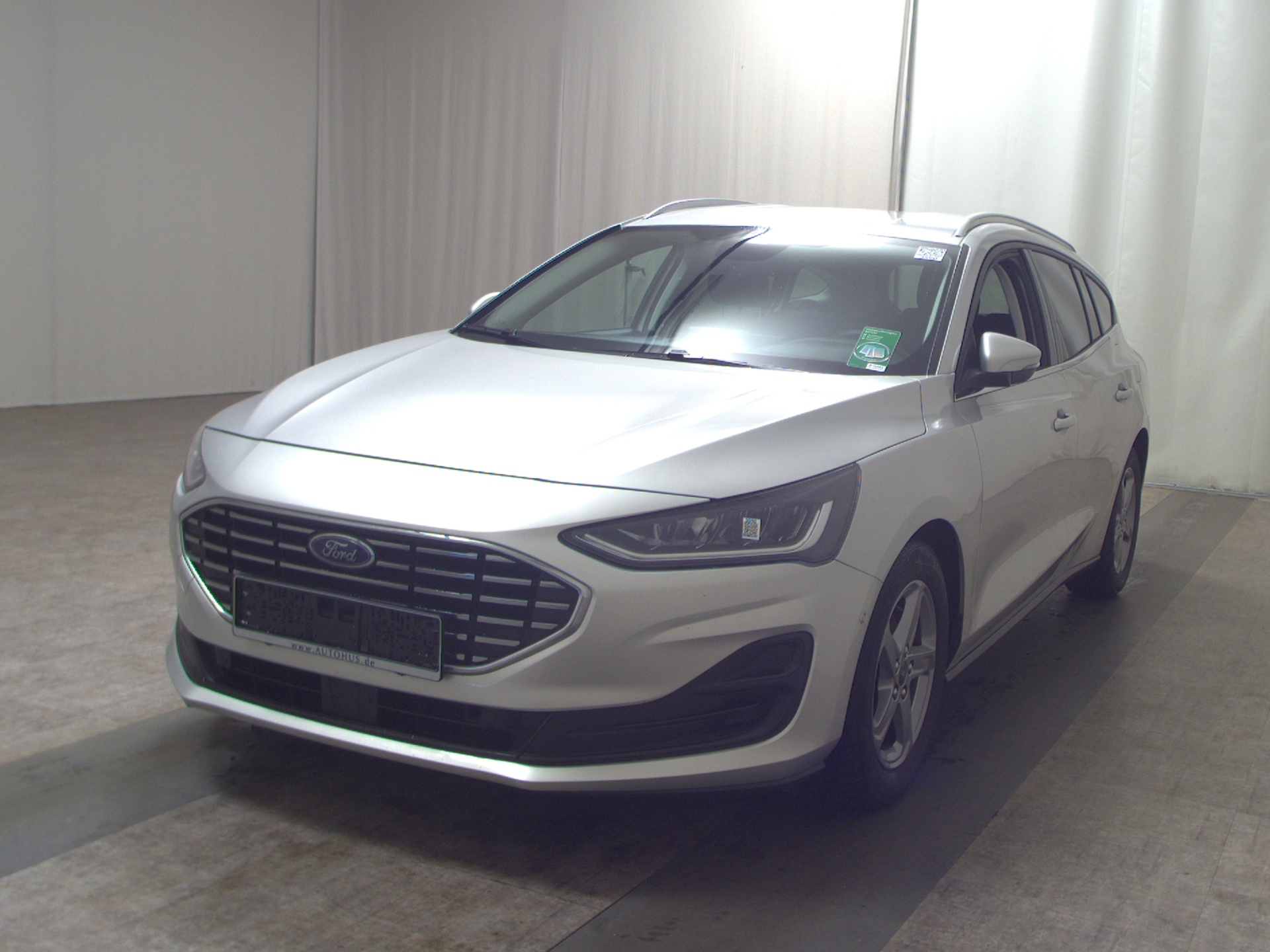 Ford Focus Turnier 1.5 EB Titanium X Navi LED RFK 2