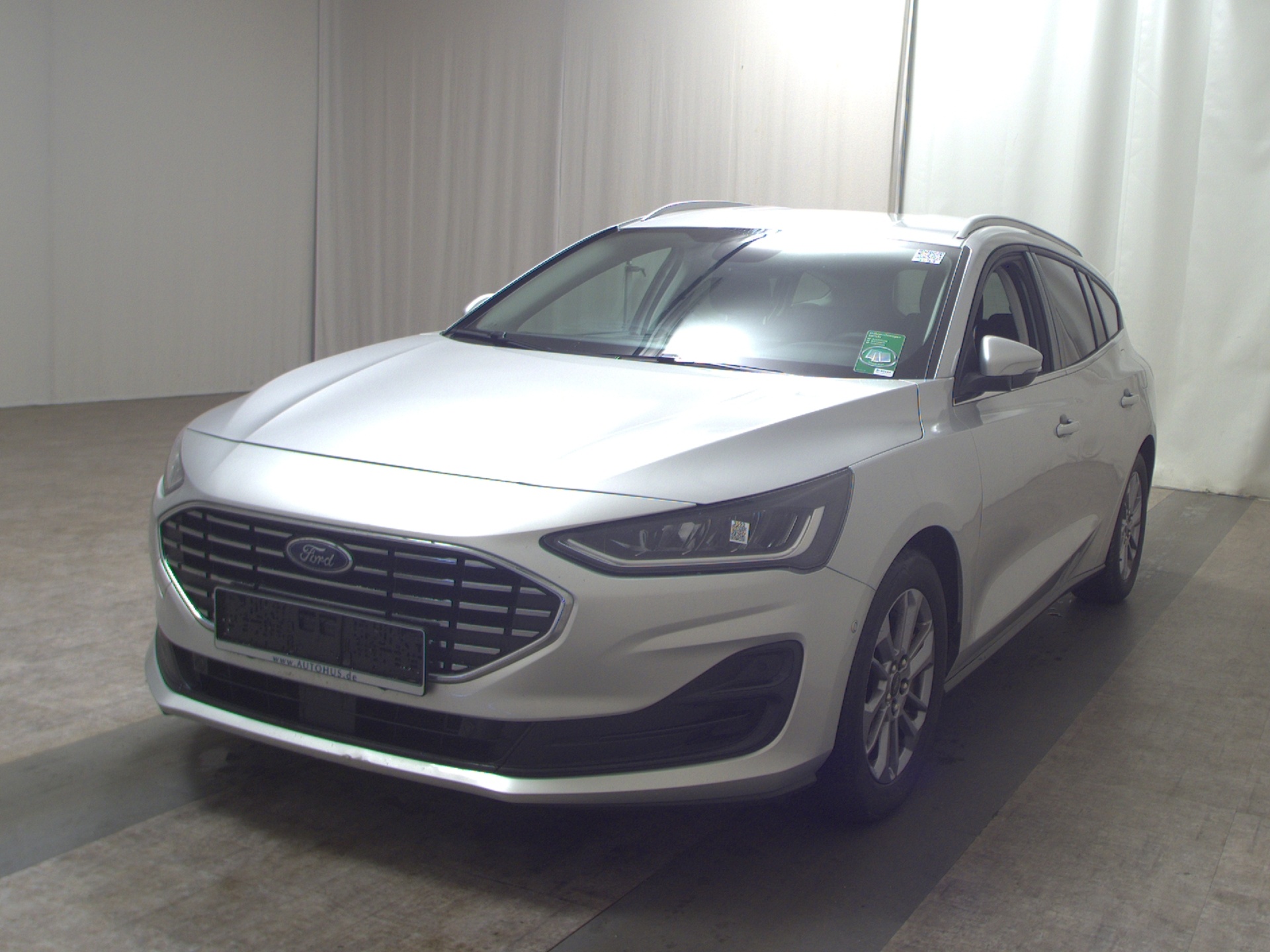 Ford Focus Turnier 1.5 EB Titanium X Navi LED RFK 2