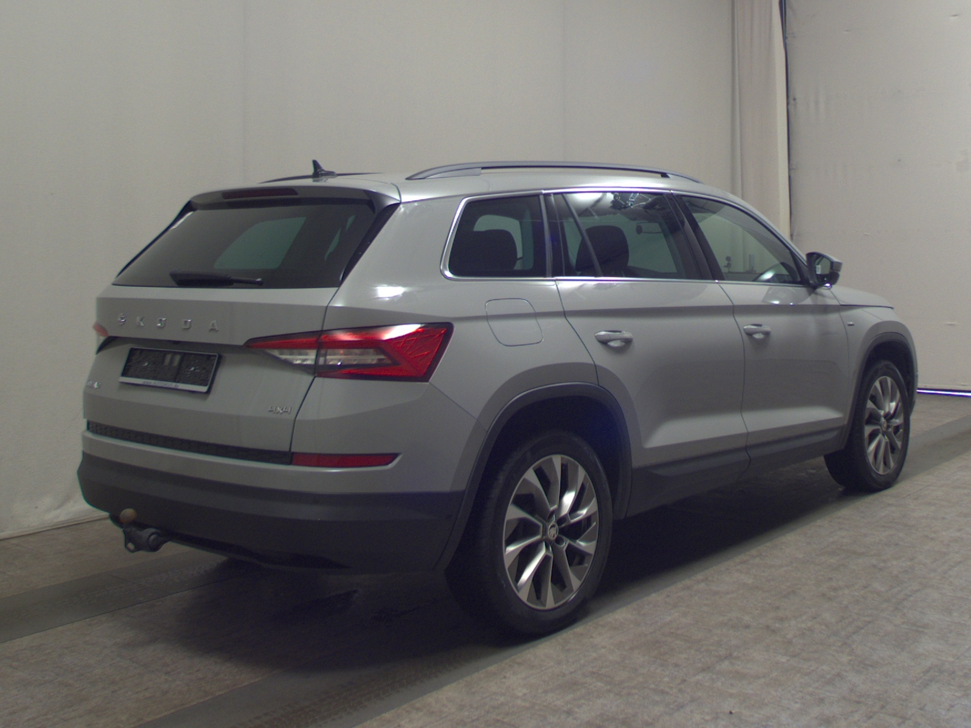 Skoda Kodiaq 2.0 TDI 4x4 Clever Navi LED Virtual 360° 4
