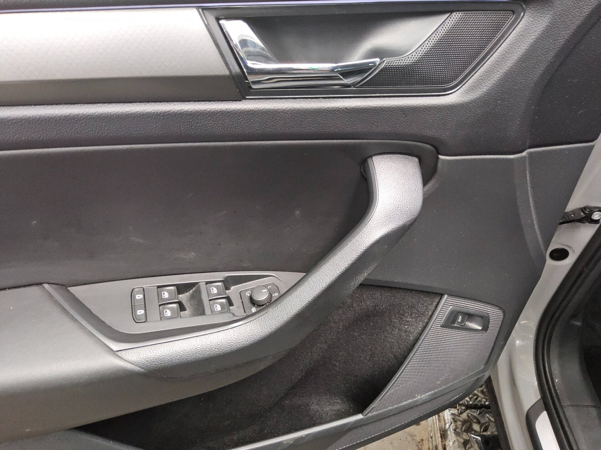 Skoda Kodiaq 2.0 TDI 4x4 Clever Navi LED Virtual 360° 10