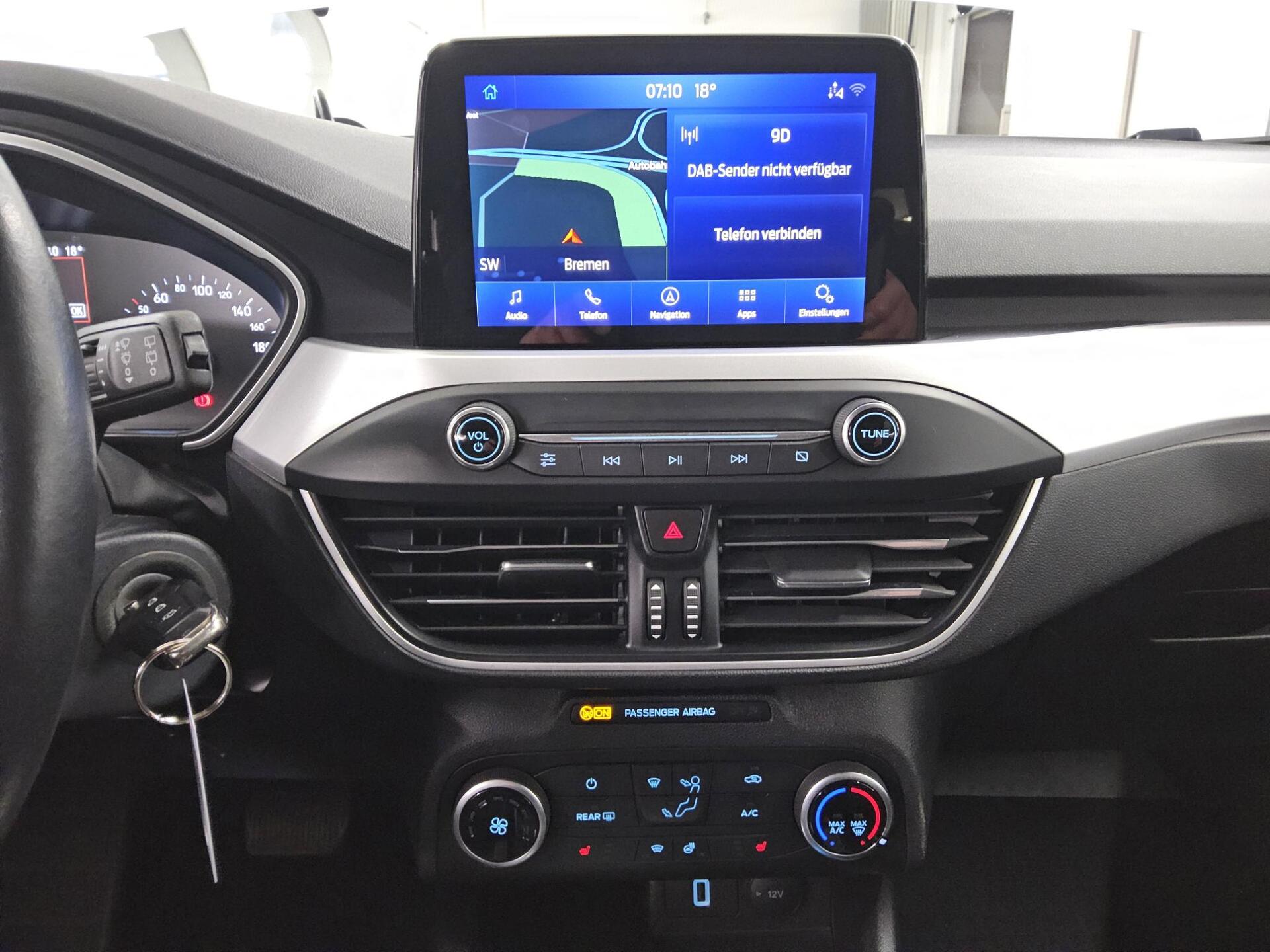 Ford Focus Turnier 1.5 EB Cool&Connect Navi LED RfK 7