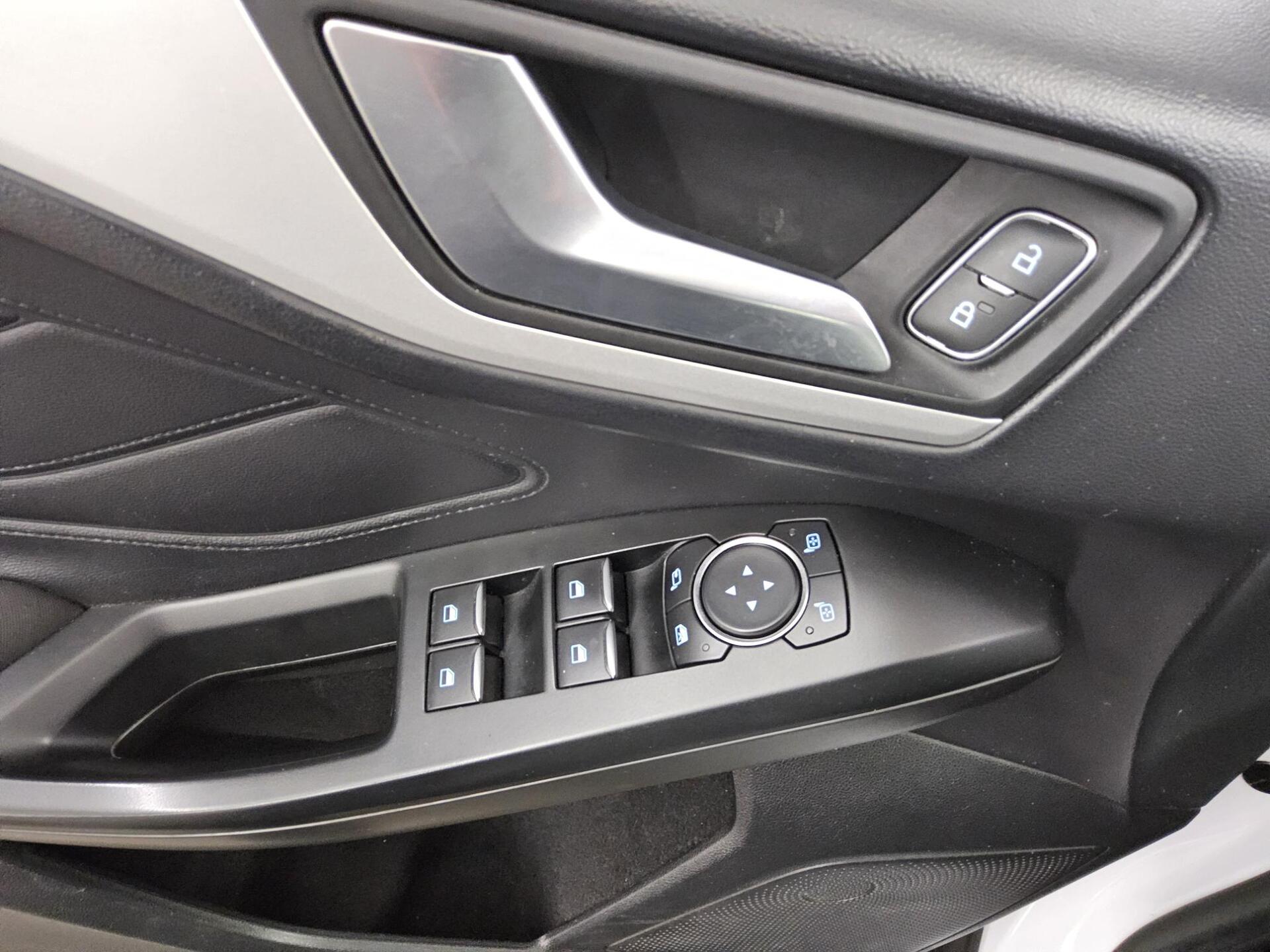 Ford Focus Turnier 1.5 EB Cool&Connect Navi LED RfK 9