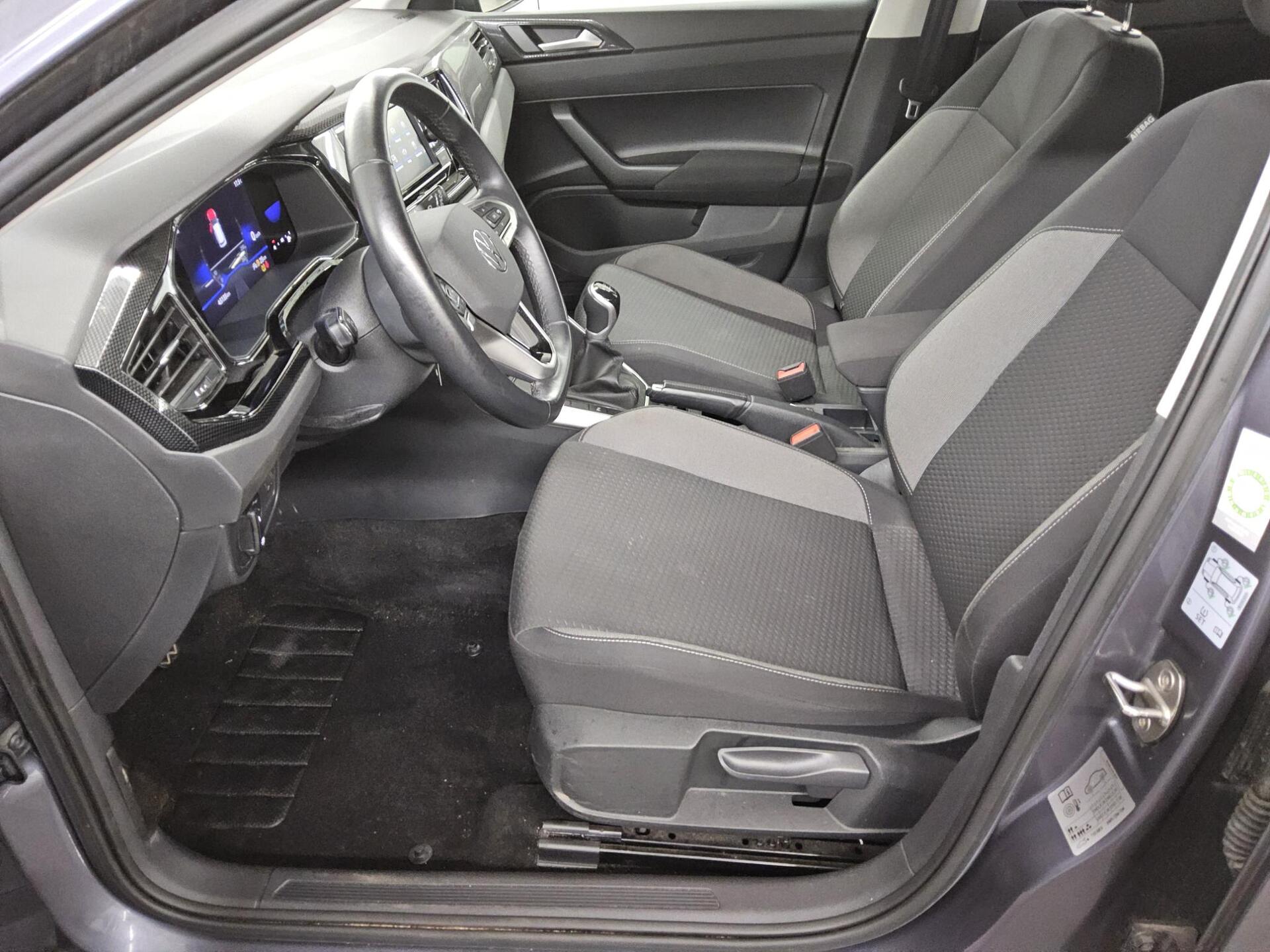 Volkswagen Polo 1.0 Life LED AID PDC 9