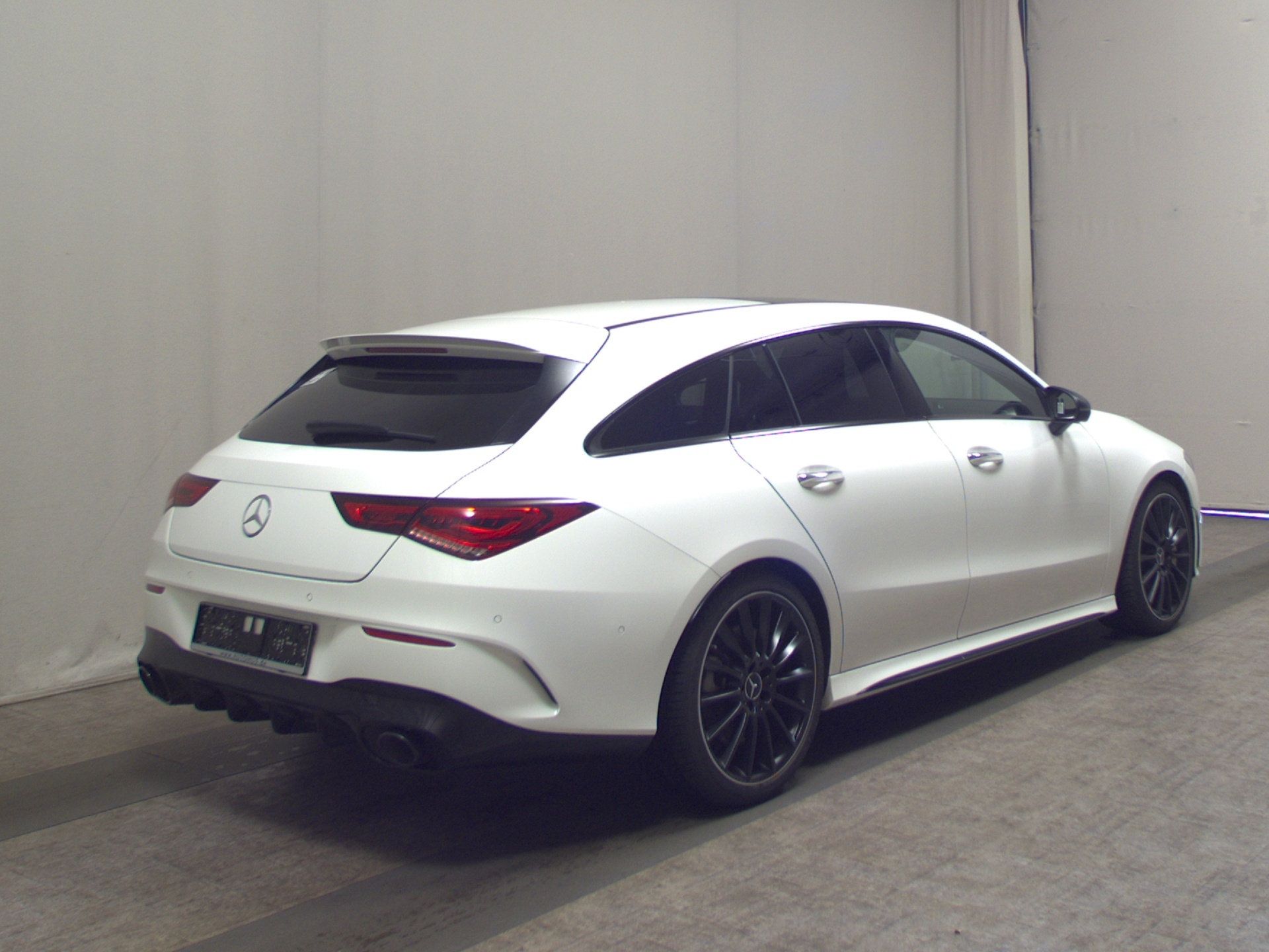 Mercedes-Benz CLA 35 AMG SB 4M Night Navi MB-LED Pano Sound 4