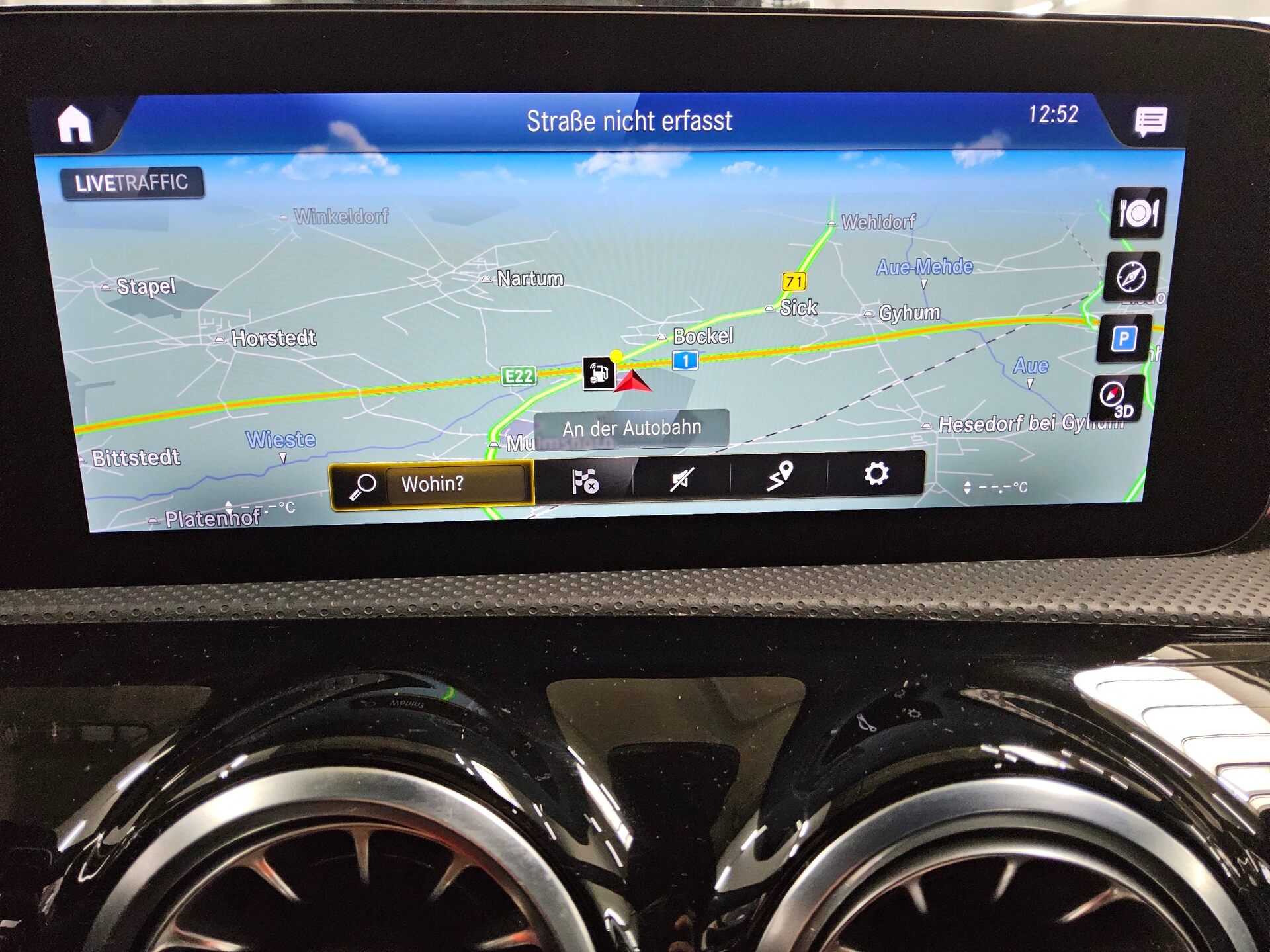 Mercedes-Benz CLA 250 Shooting Brake 4M AMG-Line Navi Pano LED 7