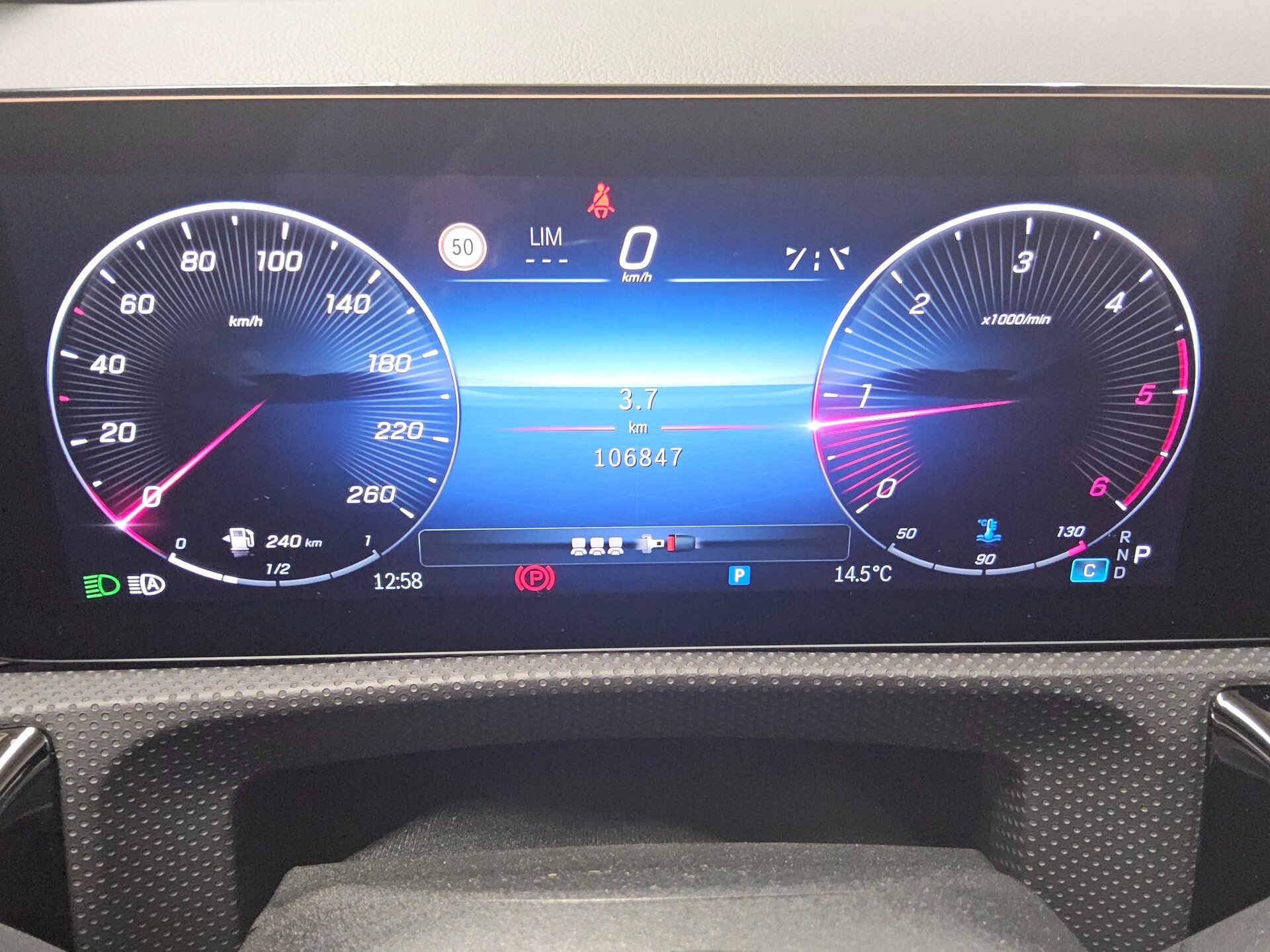 Mercedes-Benz CLA 200 SB d Progressive T-Leder Navi LED Night 8