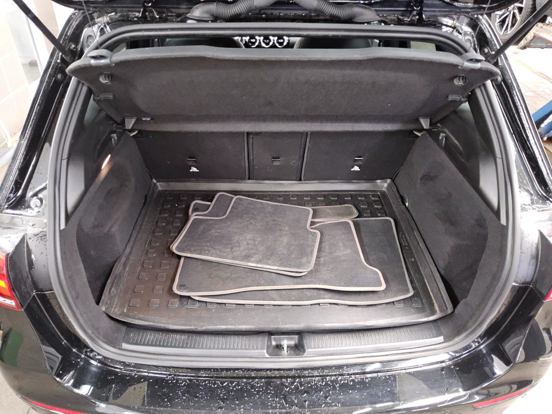 Mercedes-Benz B 200 d Progressive Navi LED AHK Park-Assist 12