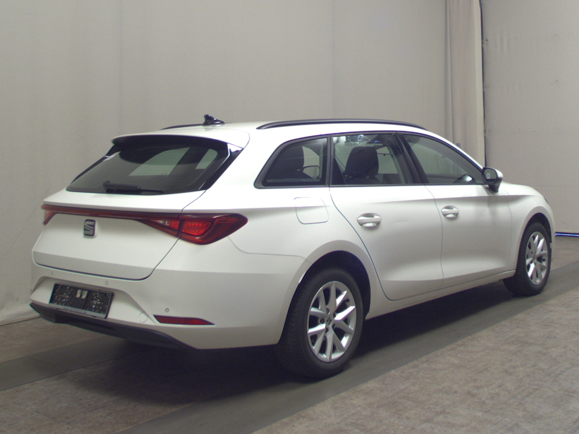 Seat Leon Sportstourer 2.0 TDI Style Navi LED Virtual 4