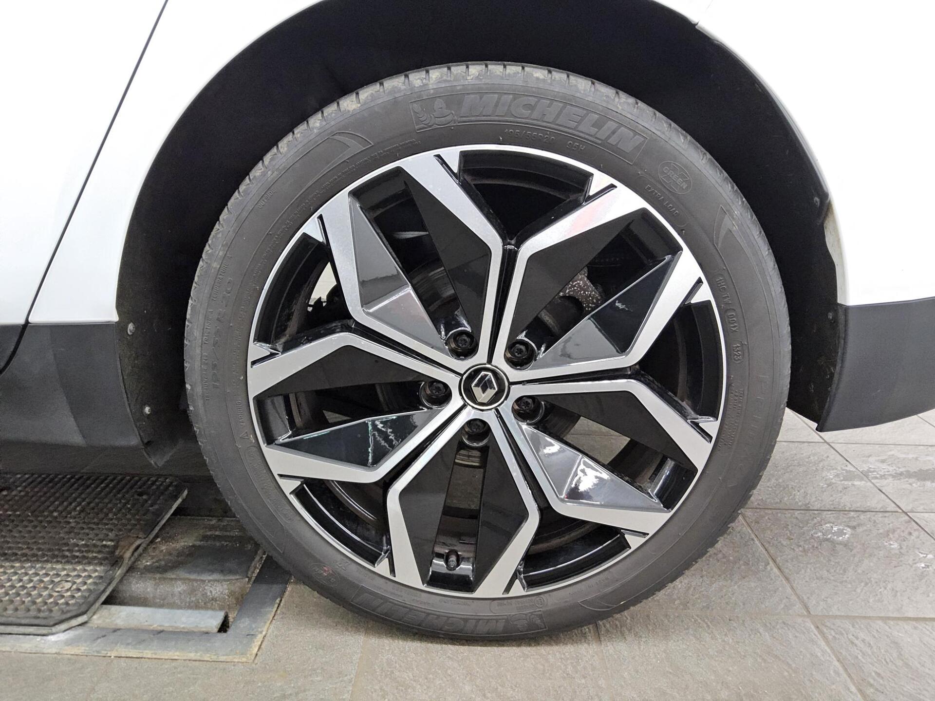 Renault Grand Scenic 1.3 TCe T-Leder Navi LED RfK PDC 10