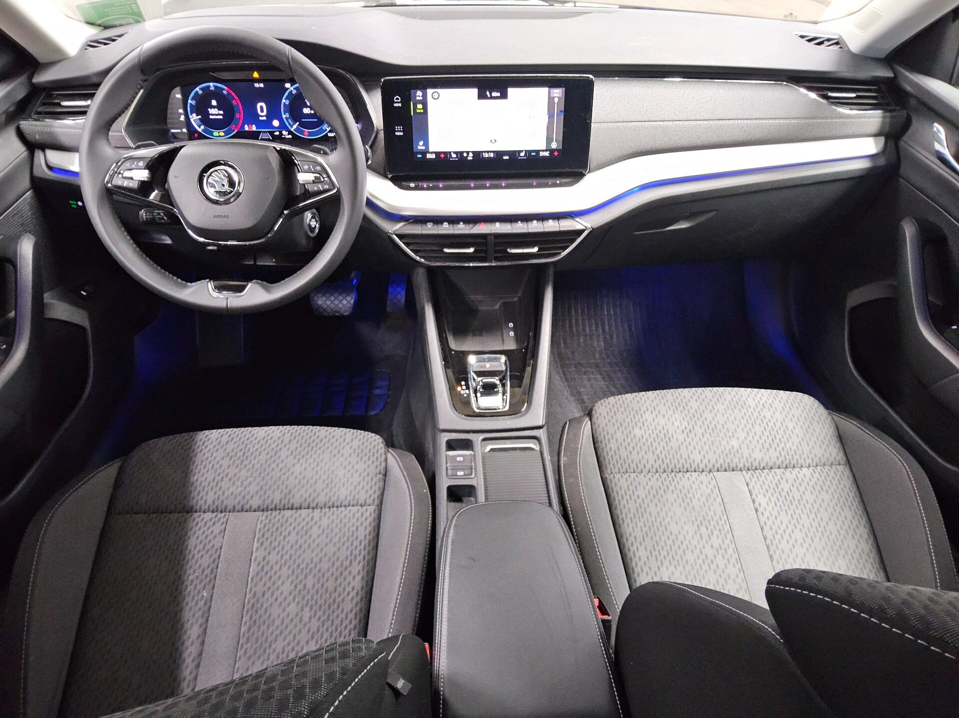 Skoda Octavia Kombi 2.0 TDI Style Navi LED Virtual Canton HUD 5