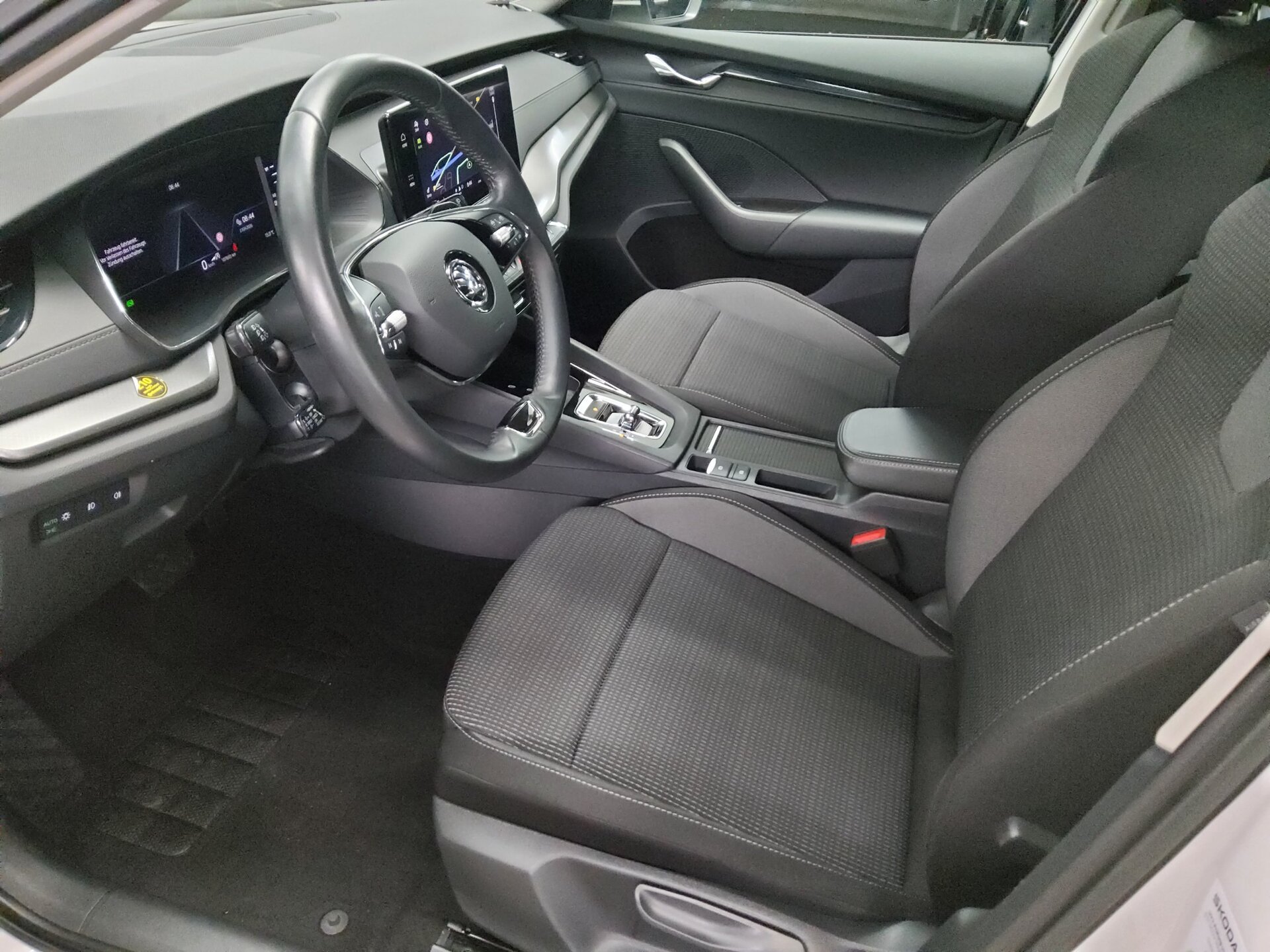 Skoda Octavia Kombi 2.0 TDI Ambition Navi LED vc RfK 8