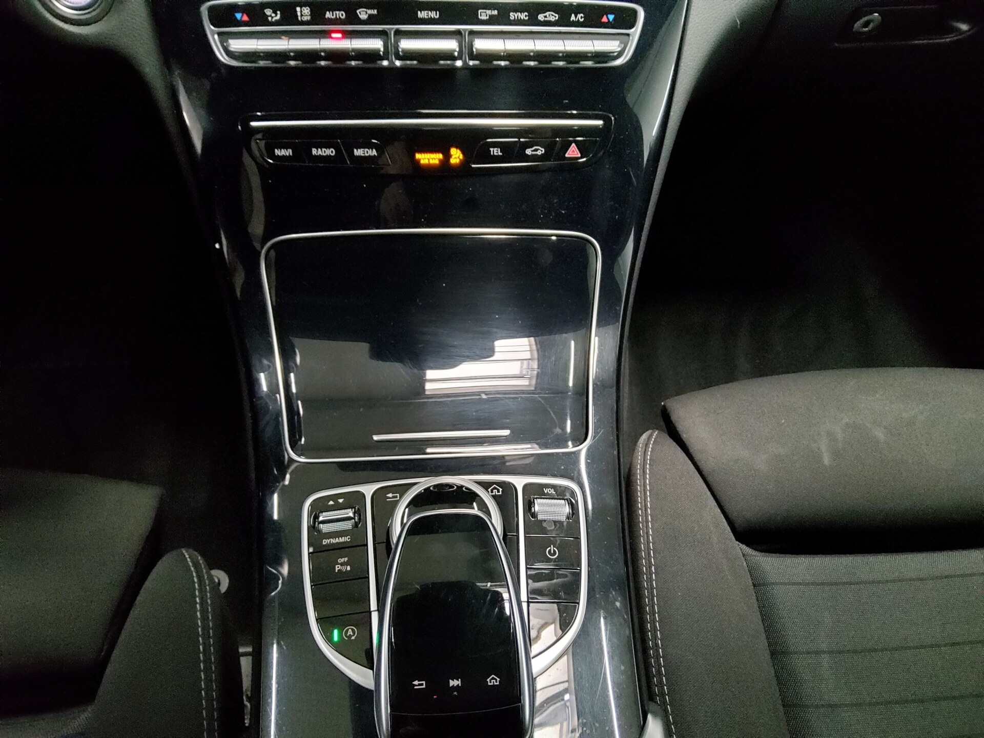 Mercedes-Benz C 200 T d Navi LED AHK Distronic+ 6