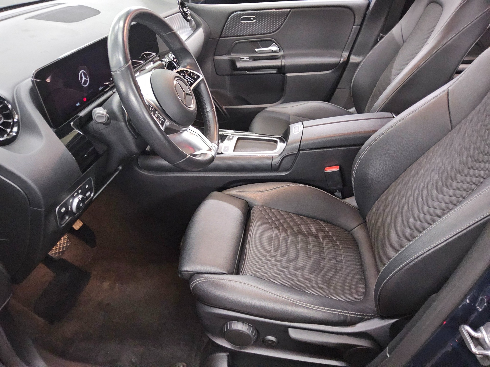 Mercedes-Benz B 200 d Navi LED el. Heckklappe AHK RFK 9