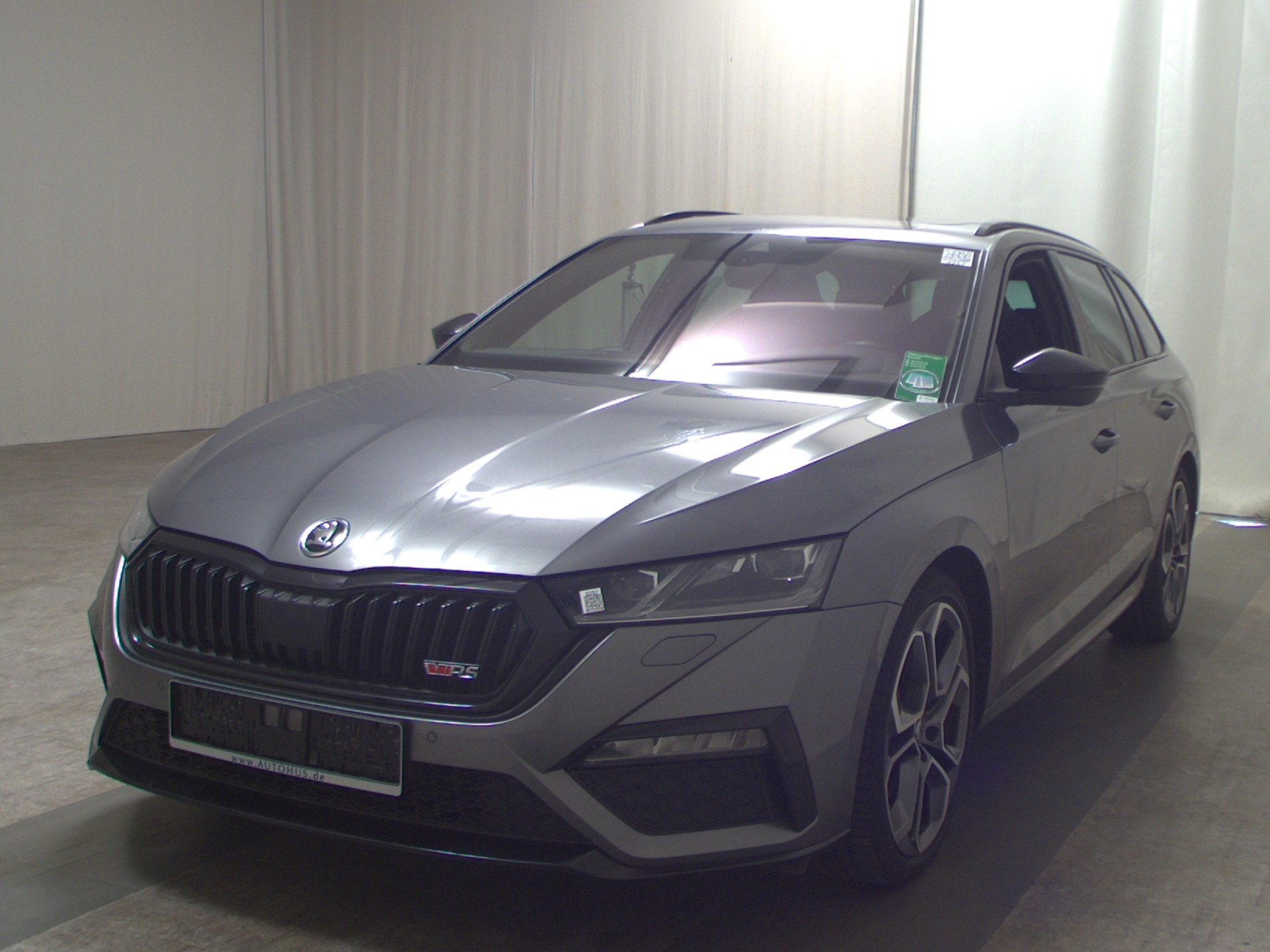 Skoda Octavia Kombi 2.0 TDI RS Navi LED Virtual Pano 2