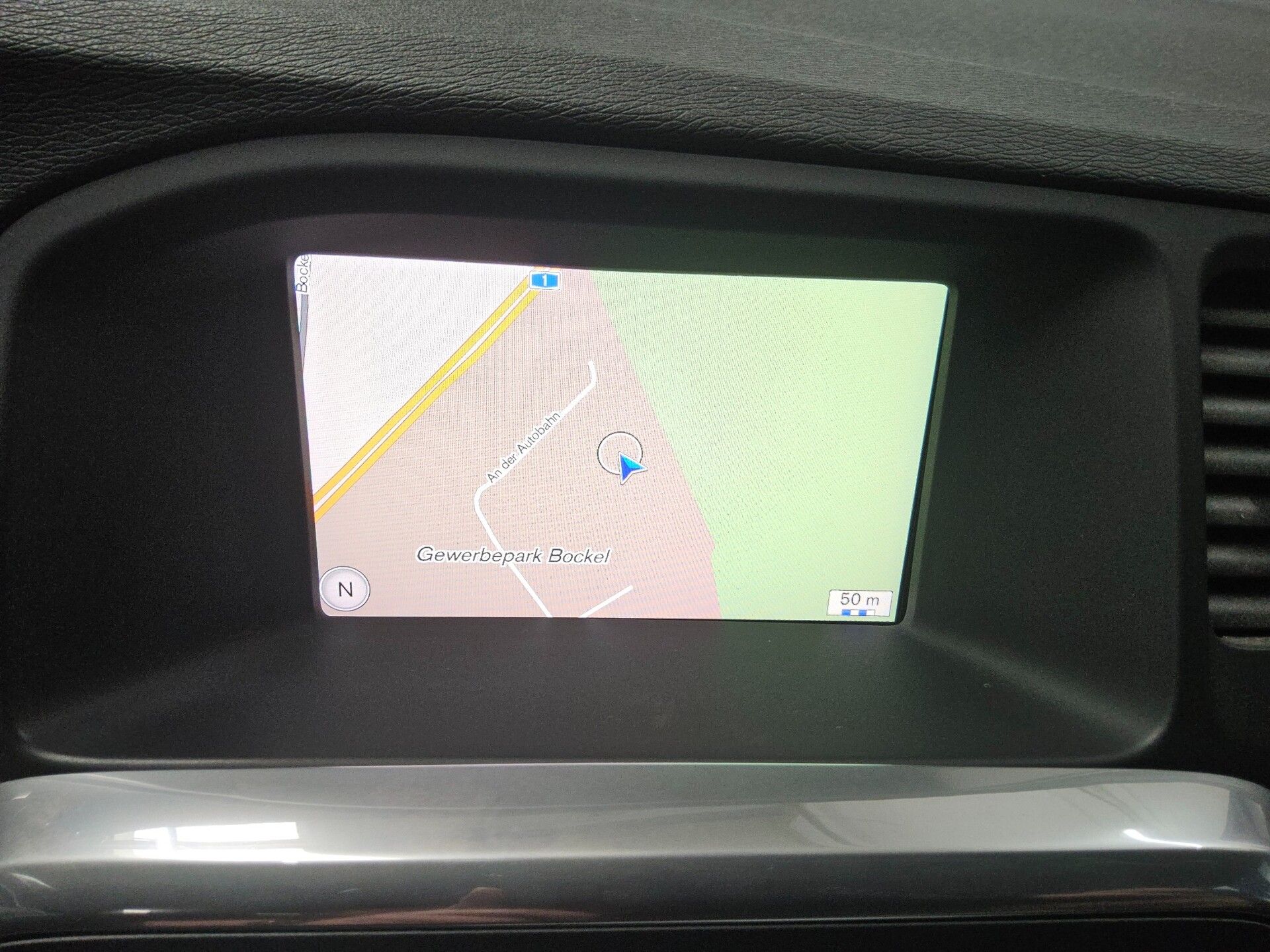 Volvo V60 D3 Kinetic Leder Navi Xenon PDC Shz Memory 7