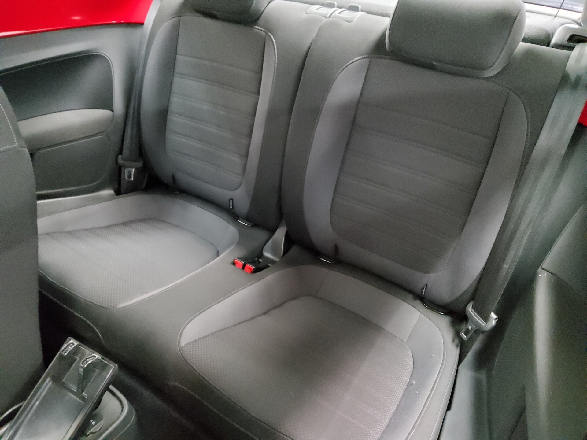 Volkswagen Beetle 1.4 TSI R-Line Navi PDC Pano SHz 13