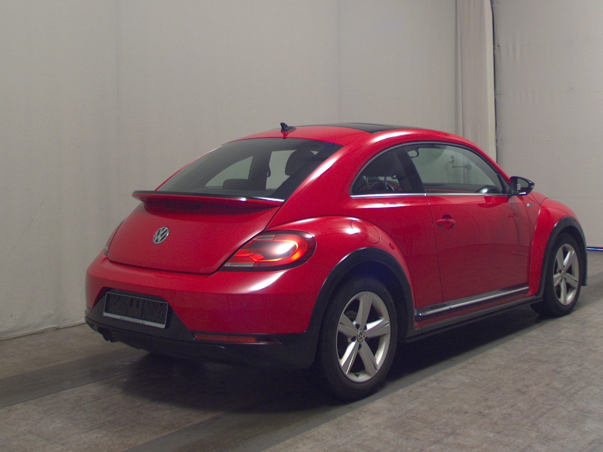 Volkswagen Beetle 1.4 TSI R-Line Navi PDC Pano SHz 4