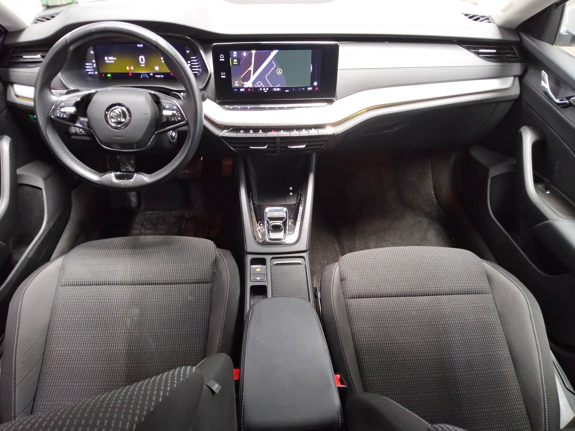 Skoda Octavia Kombi 2.0 TDI Ambition Navi LED vc ACC 5