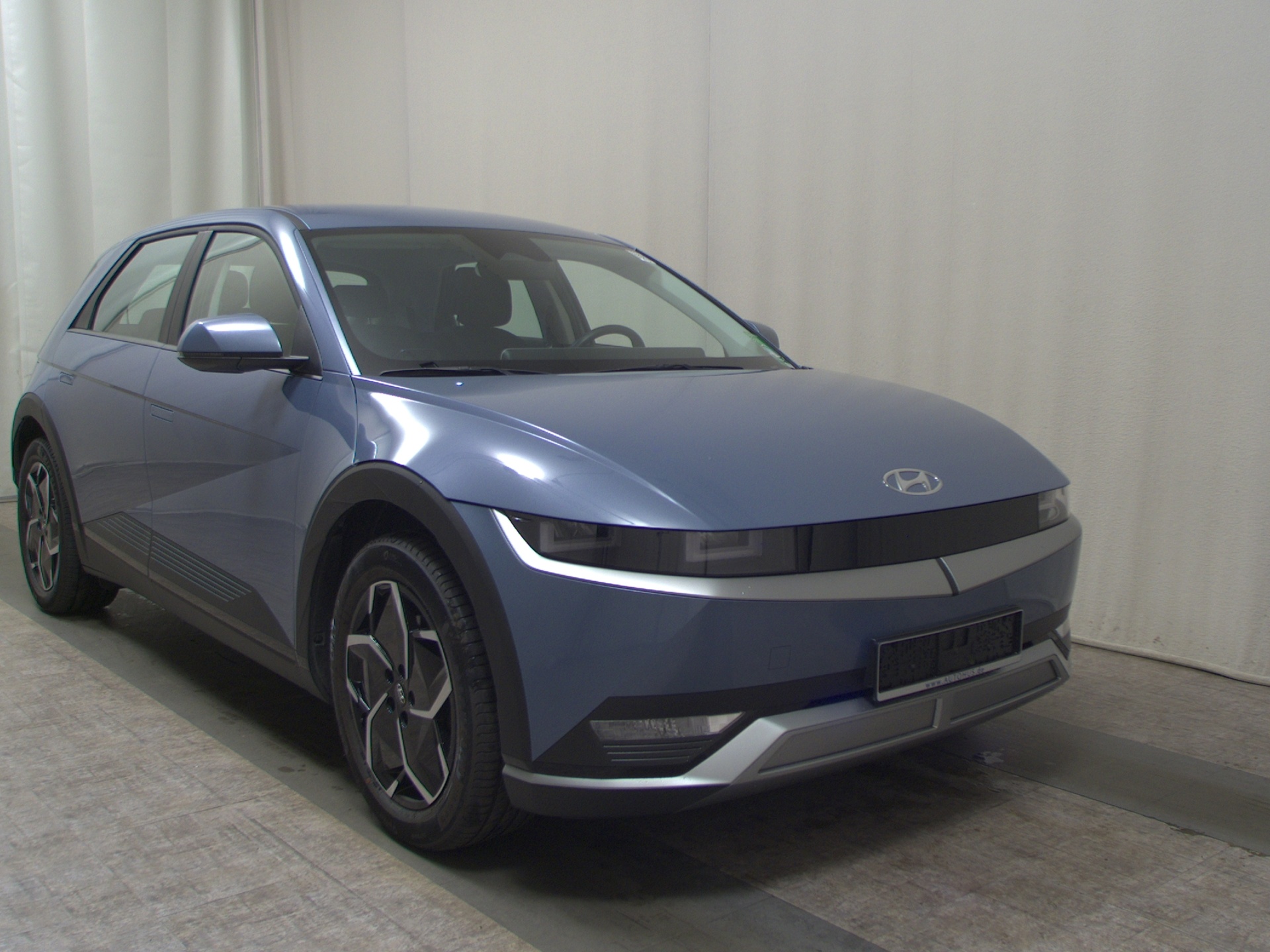 Hyundai IONIQ 5 Elektro Navi LED Rückfahrkamera Shz PDC 3