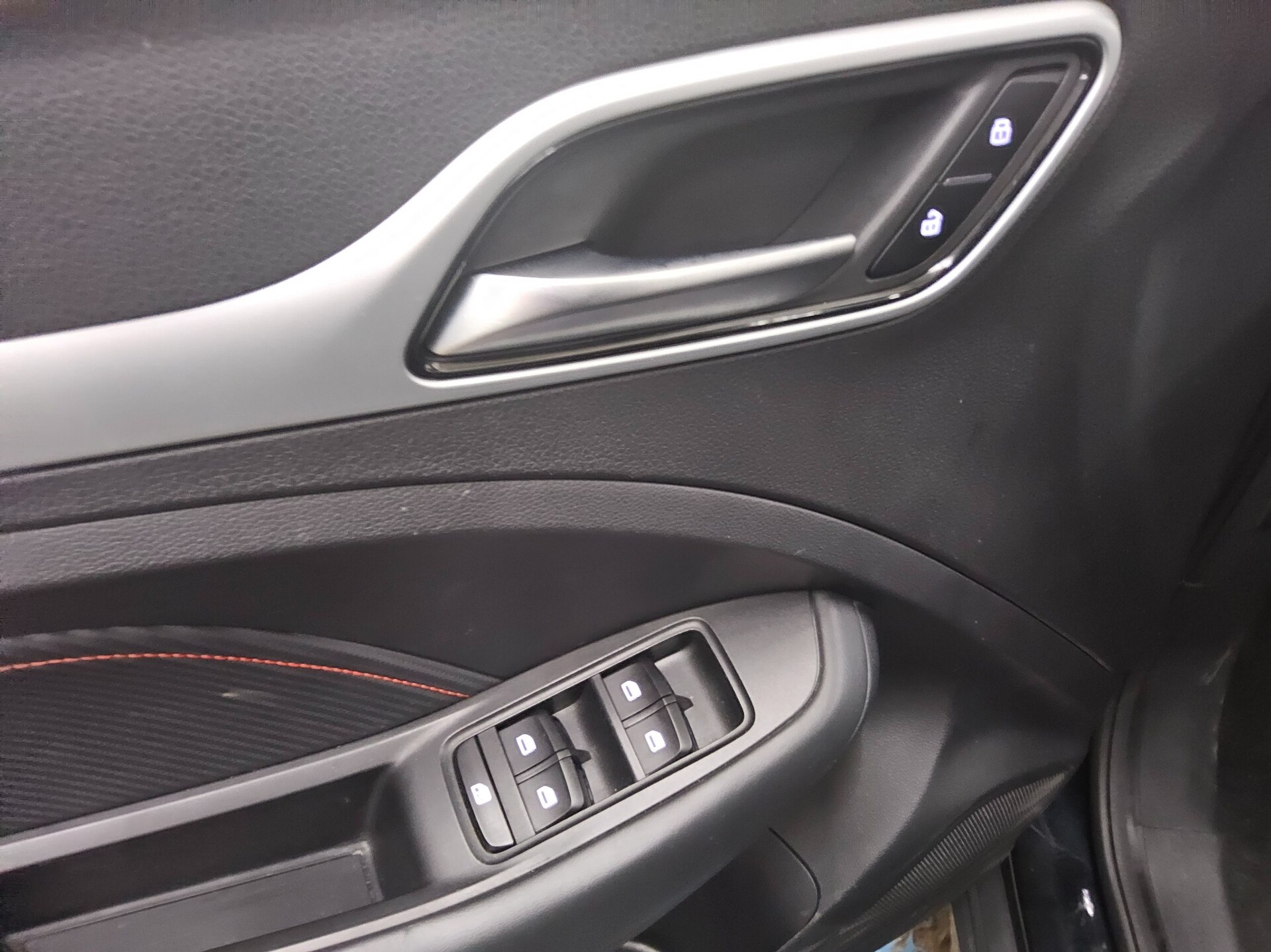 MG ZS 1.0 Navi LED Leder 360°- Kamera 10