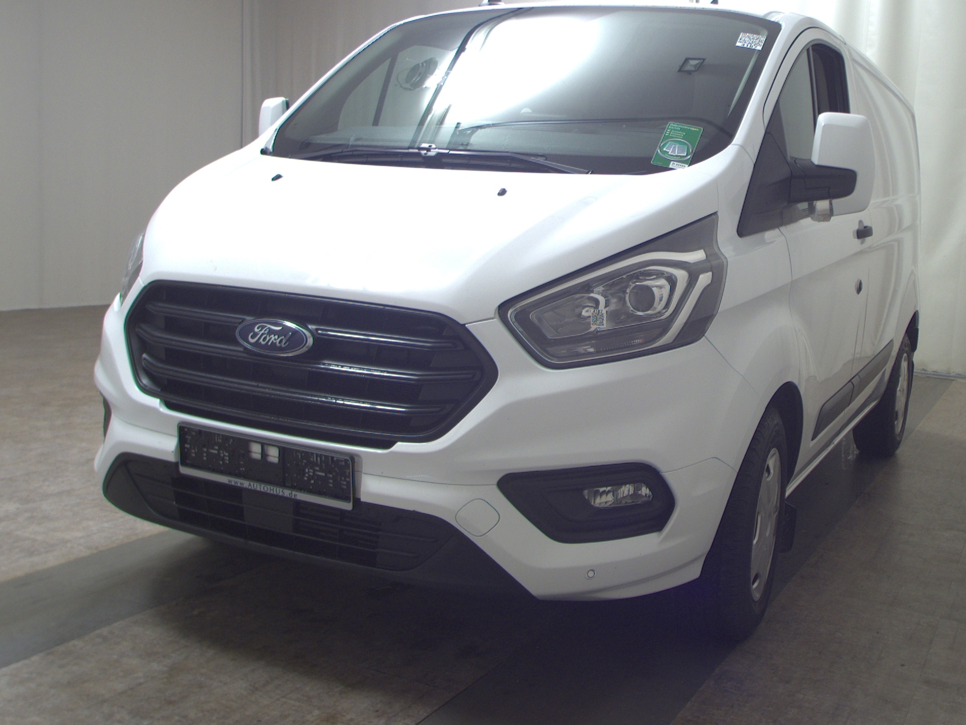 Ford Transit Custom L1H1 2.0 TDCi Trend 3-Sitzer Navi 2