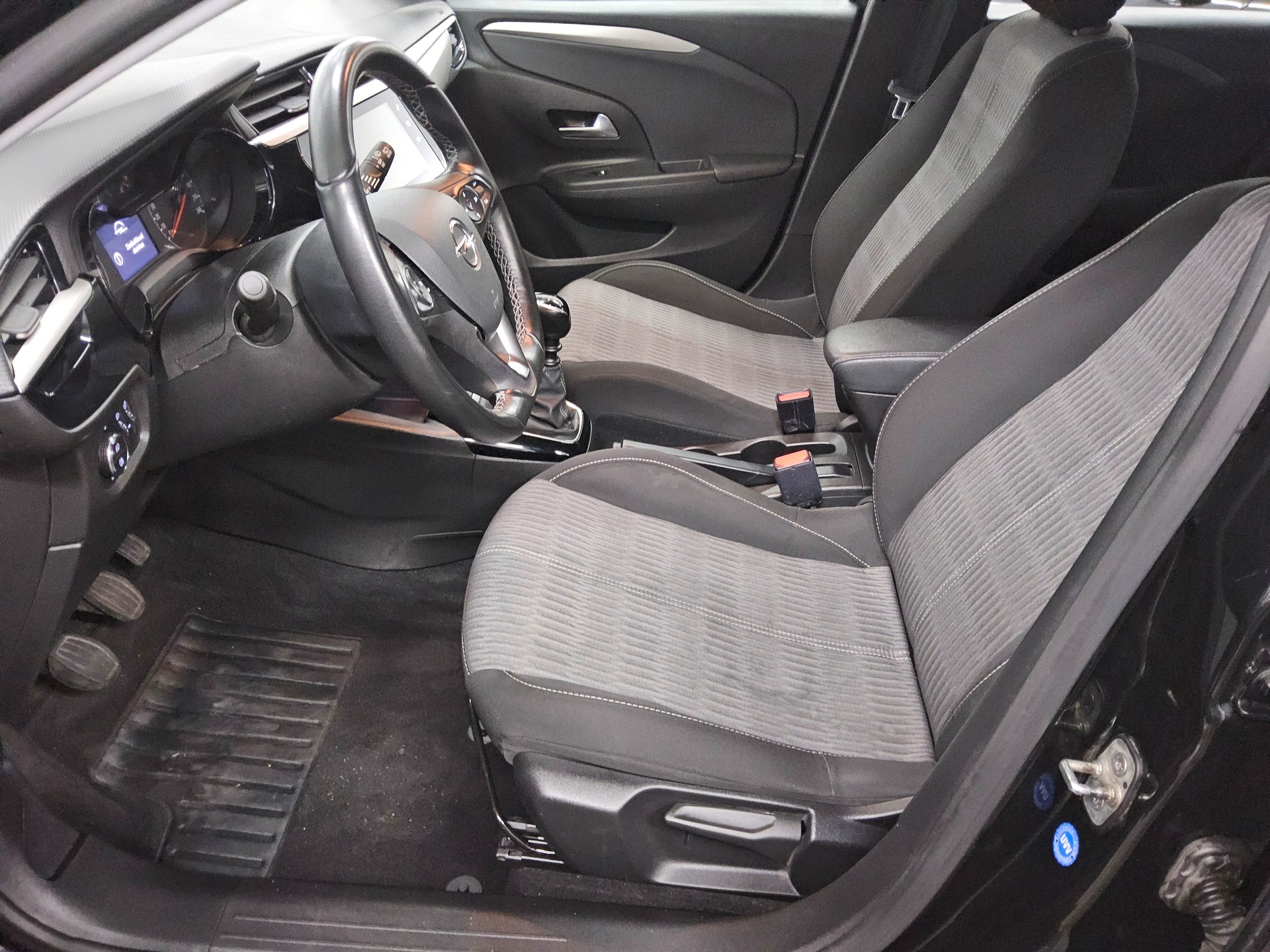 Opel Corsa 1.5 D Edition Navi DAB Shz PDC 8