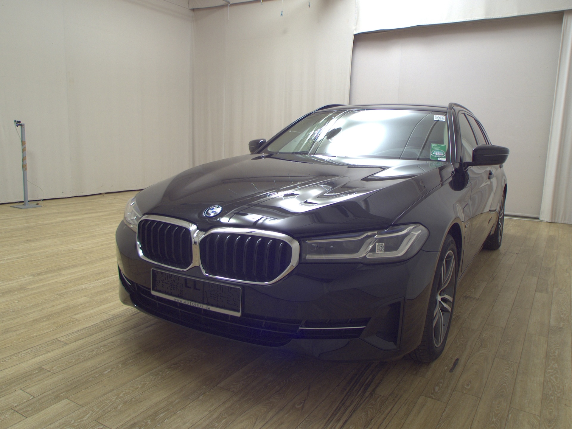 BMW 530e Touring Leder Navi Laser LC Pro HuD RFK 2