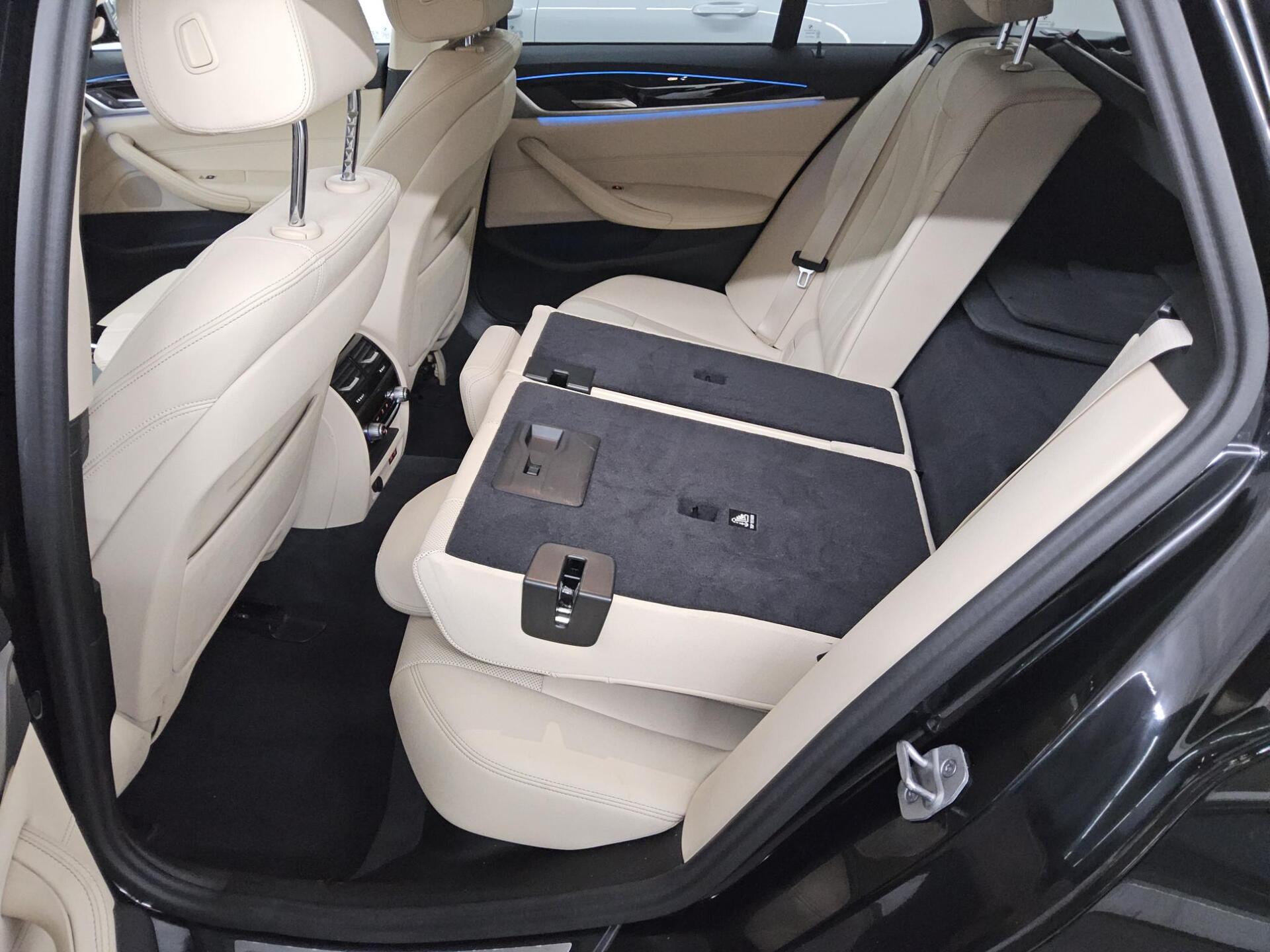BMW 530e Touring Leder Navi Laser LC Pro HuD RFK 13