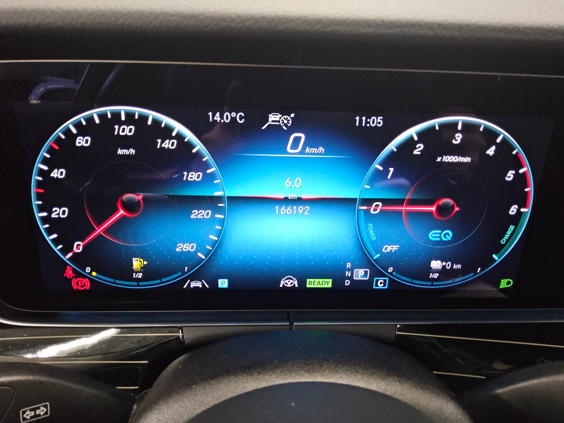 Mercedes-Benz E 300 T de 4M Avantgarde Navi LED Burmester 360° 8