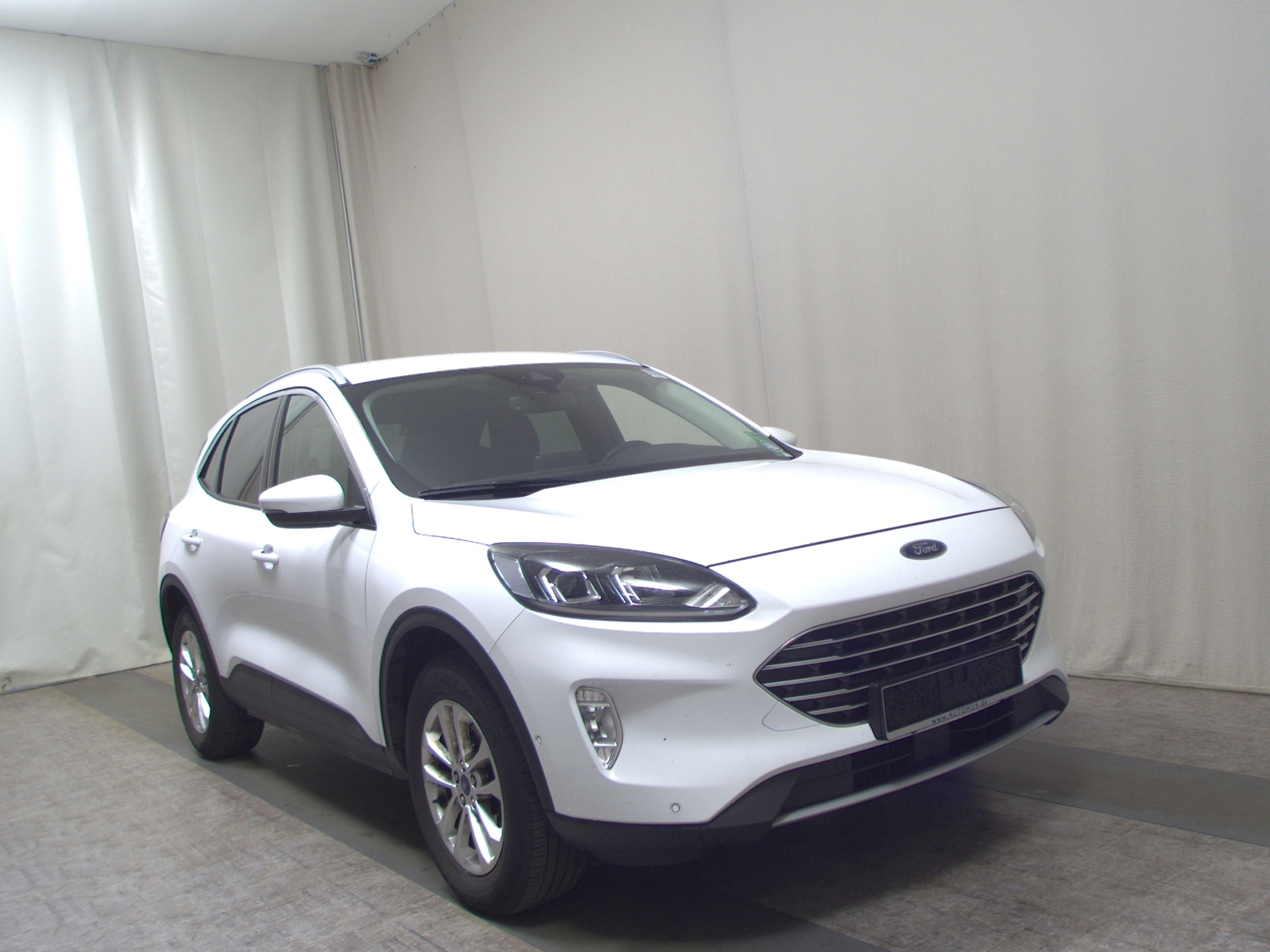 Ford Kuga 2.0 EB Titanium Navi PDC AHK ACC Keyless 3