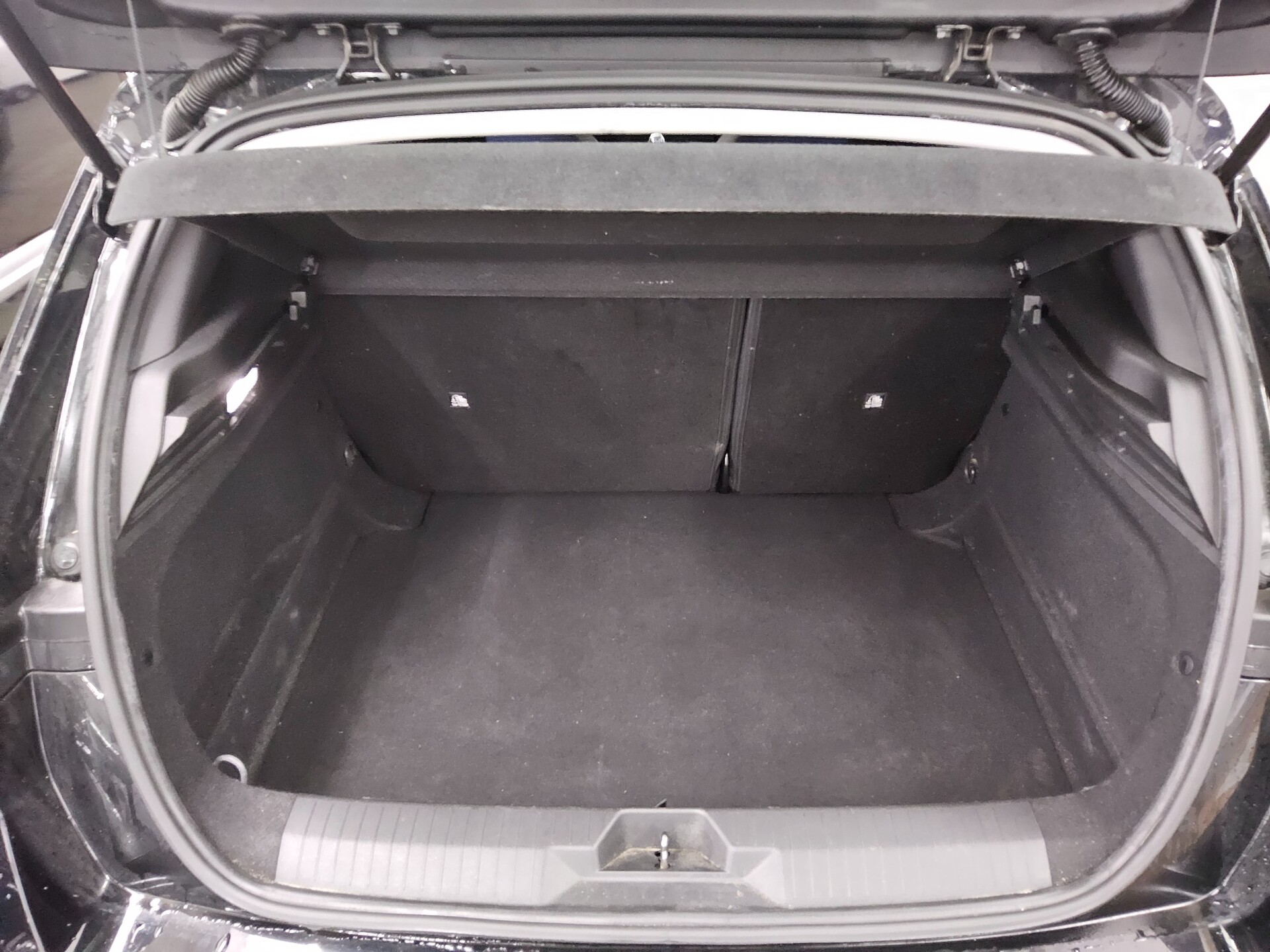 Opel Astra 1.5 D Business Ed. Rückfahrkamera LED SHZ 12